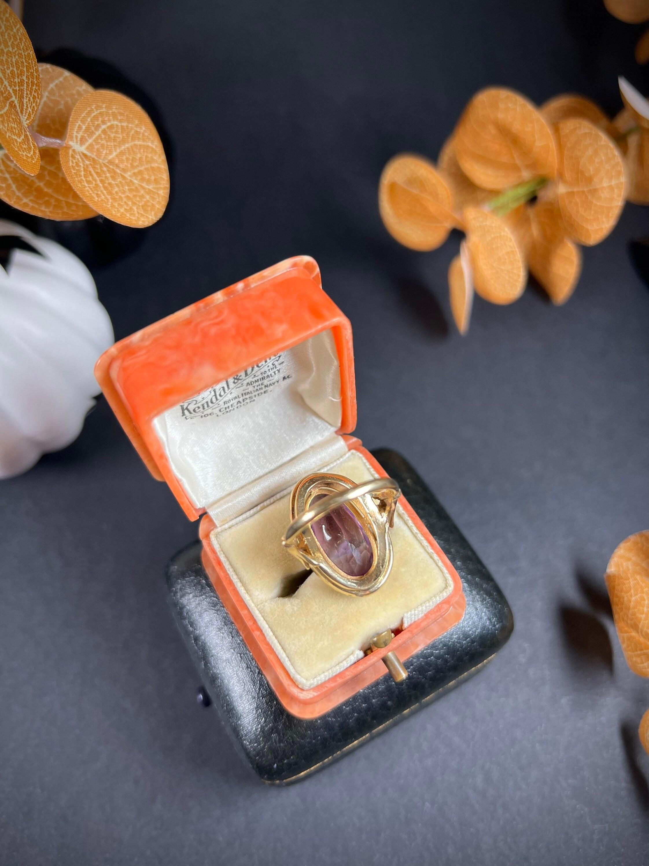 Taille ovale Bague vintage en or 9ct avec améthyste facettée et perles de rocaille en vente