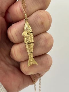 Colgante de oro de 9 ct vintage, con matrícula de Londres 1972, con forma articulada de pez de la suerte