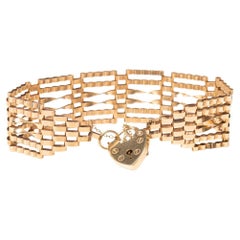 Retro 9ct Gold Heart Panel Bracelet