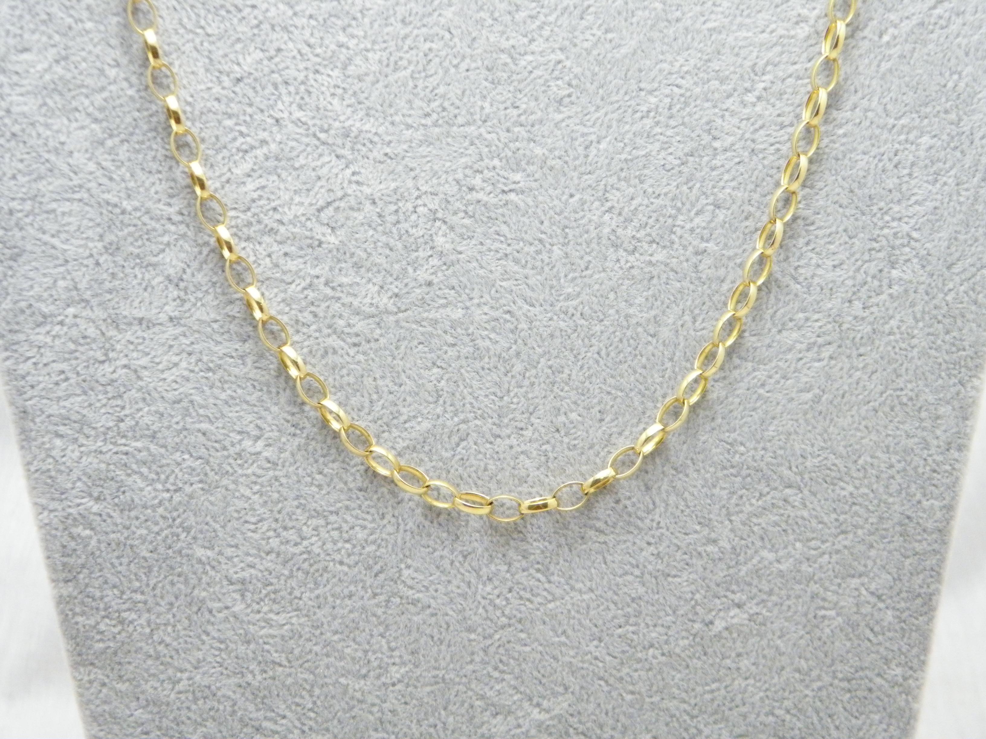 If you have landed on this page then you have an eye for beauty.

On offer is this gorgeous

9CT GOLD 20 INCH HEAVY OVAL ROLO BELCHER NECKLACE

CHAIN DESCRIPTION
Style: Oval belcher chain, thick, long links of approx 6.5mm x 4.8mm
Length: 20