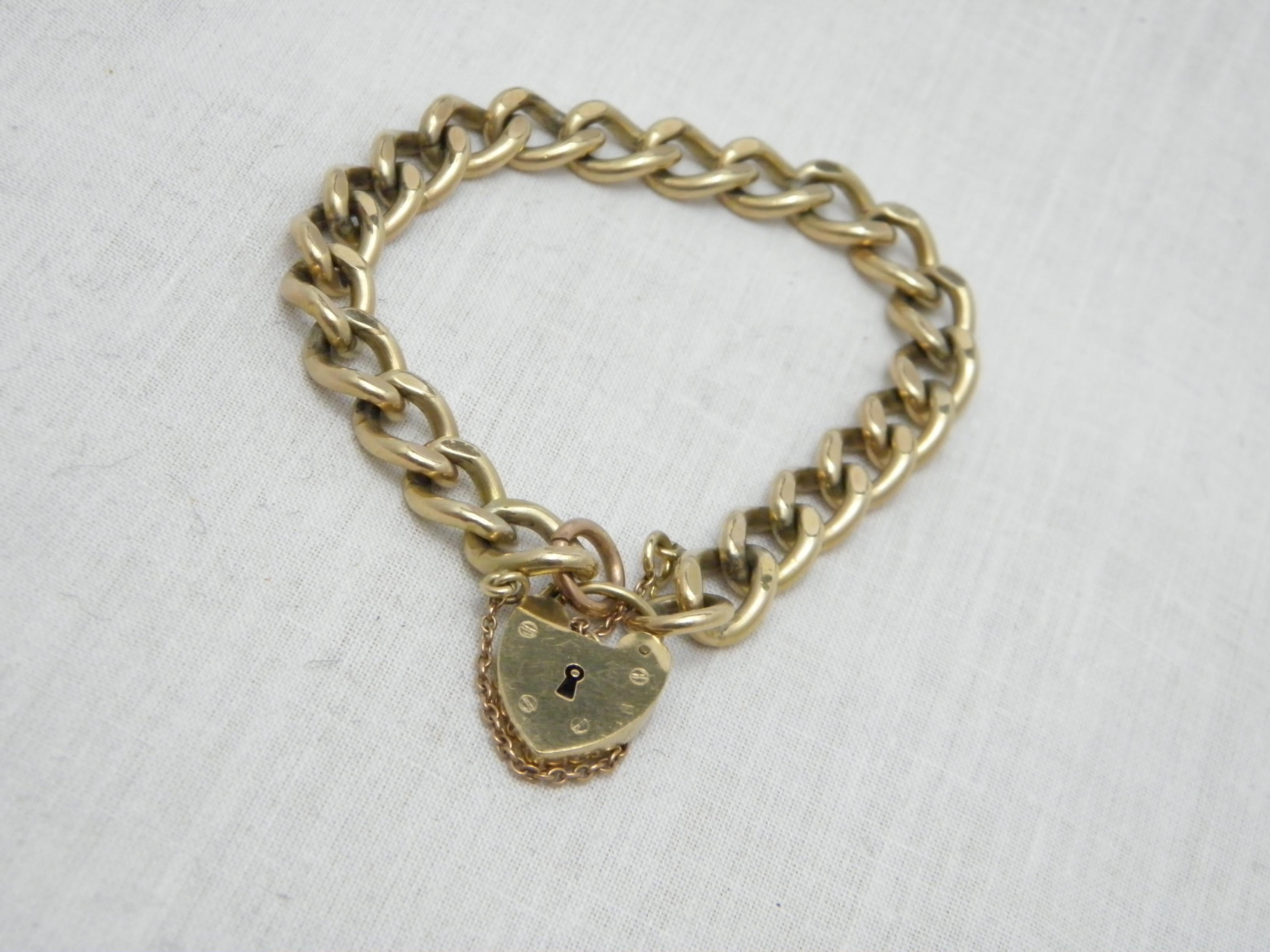 9 Karat Gold Schweres rundes geschwungenes Padlock-Armband 375 Reinheit Thick 24g im Angebot 1