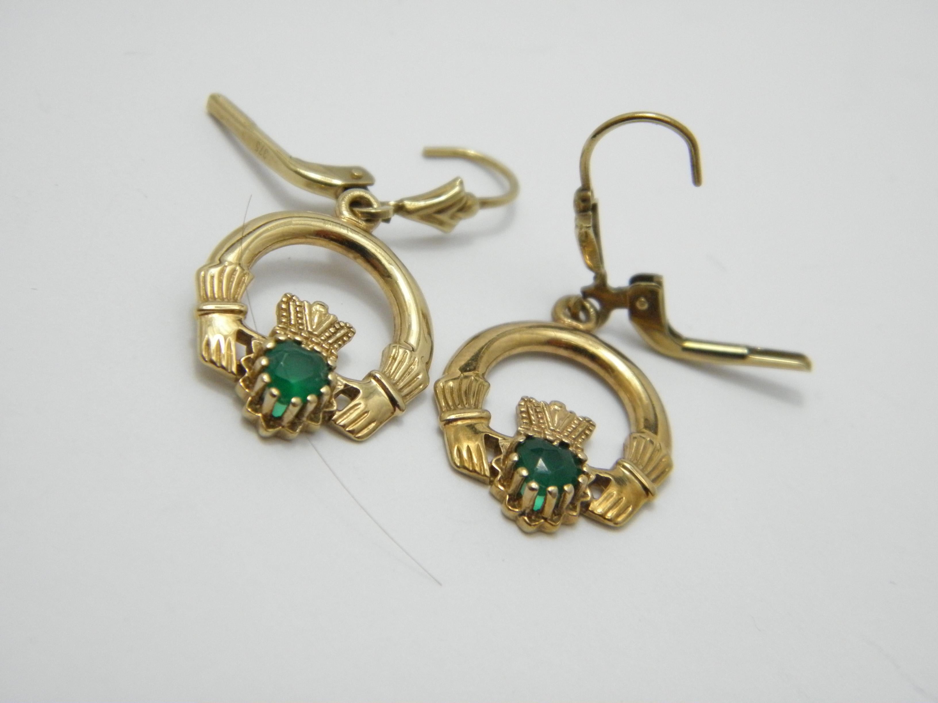 Vintage 9ct Gold Large Emerald Claddagh Drop Dangle Earrings 375 Purity VGC For Sale 5