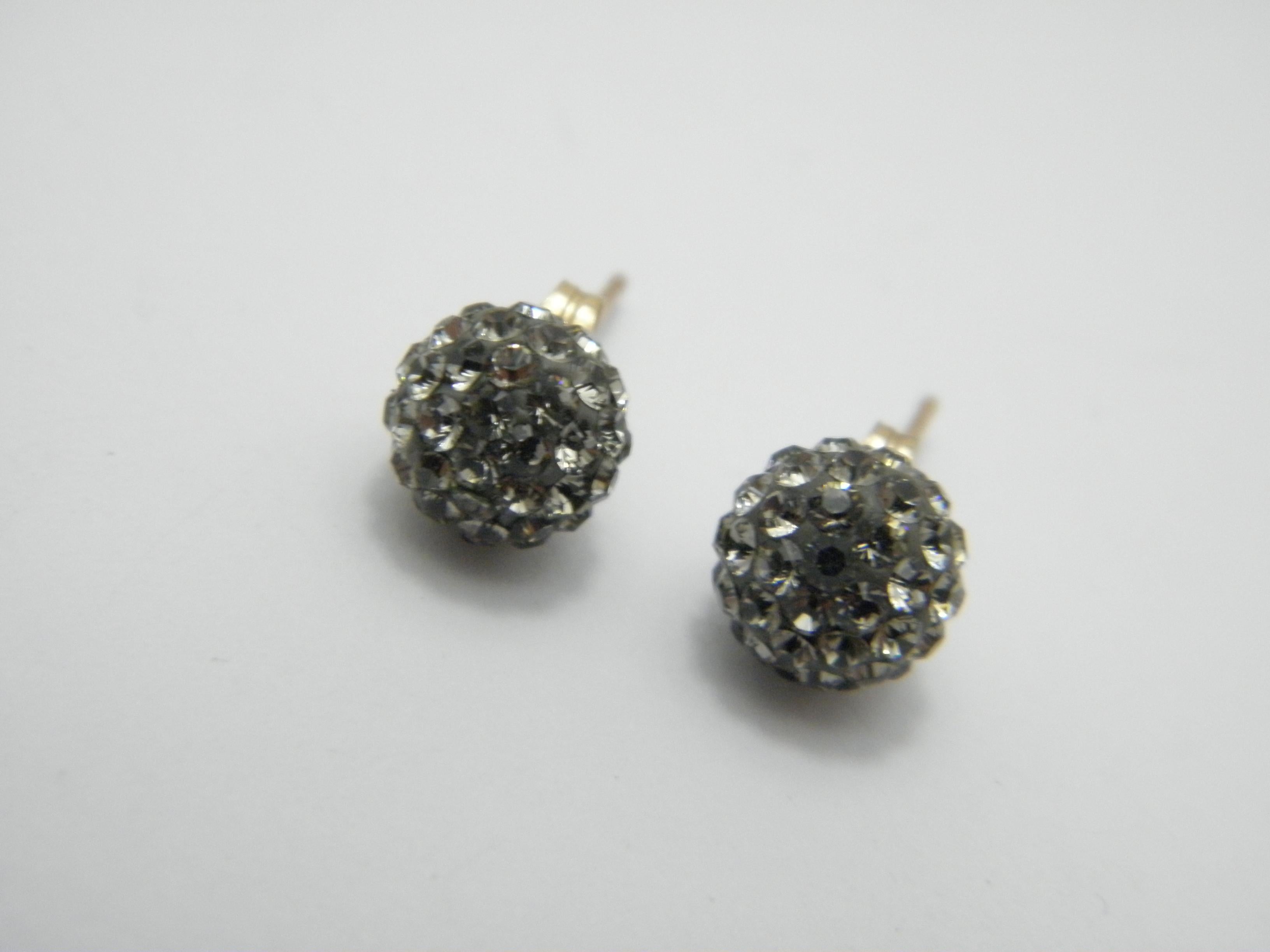 Contemporary Vintage 9ct Gold Large Glitter Ball Crystal Stud Earrings 375 Purity VGC For Sale