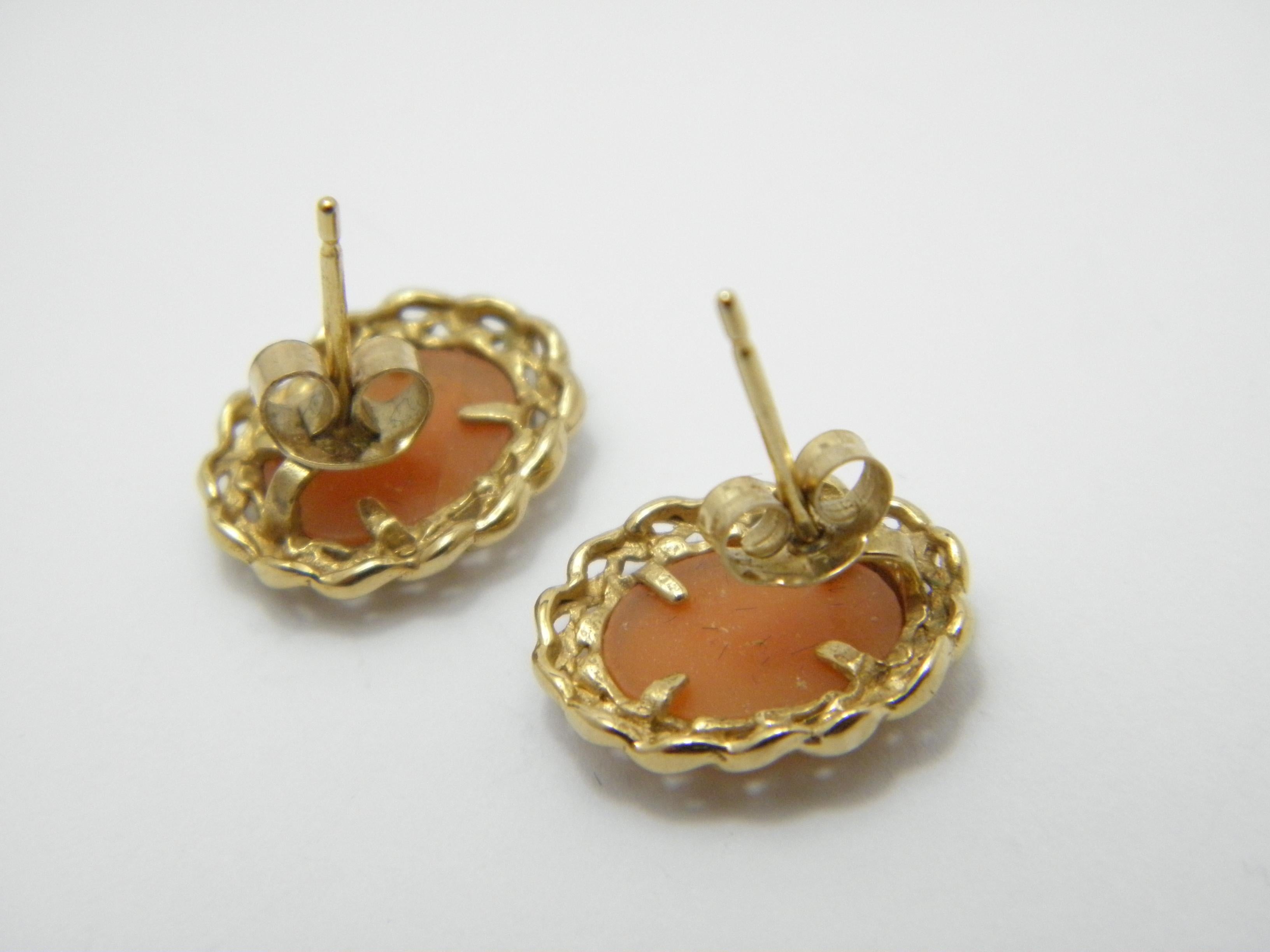 Vintage 9ct Gold Large Shell Cameo Stud Earrings 375 Purity VGC For Sale 5