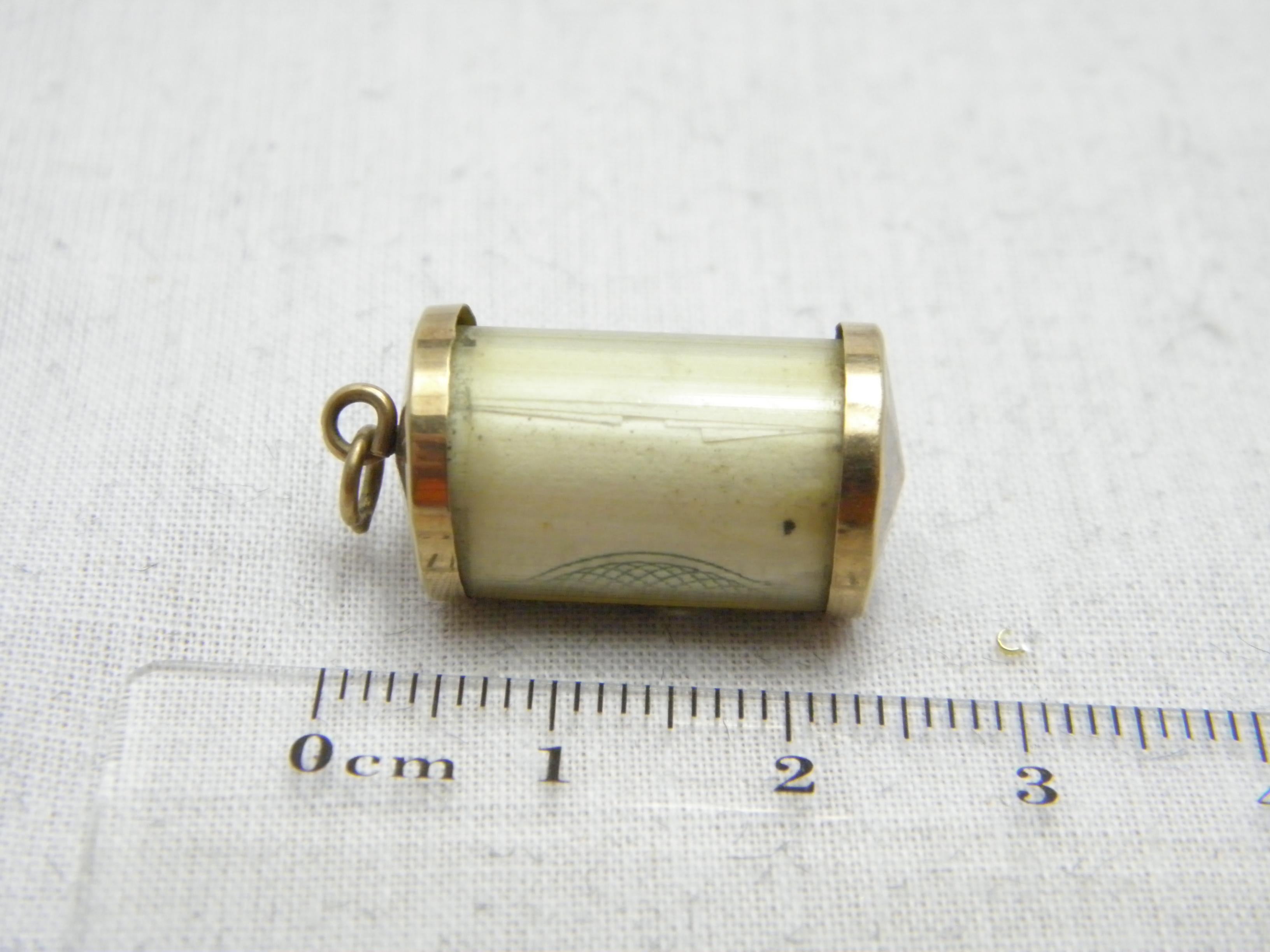 Vintage 9ct Gold One Pound Emergency Charm Fob c1960s 375 Purity Heavy 2.7g 3