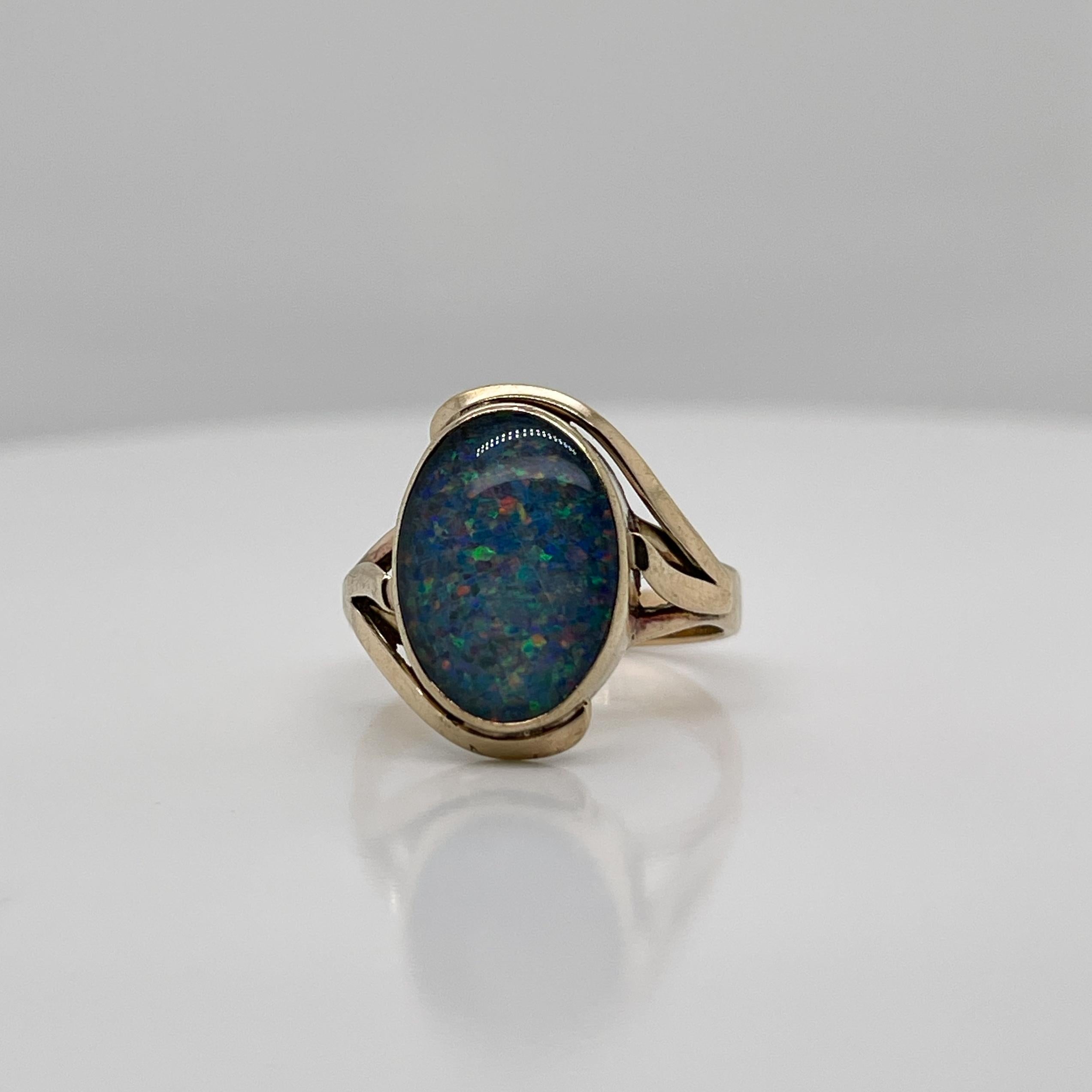 Vintage 9ct Gold & Opal Doublet Signet Style Ring For Sale 4