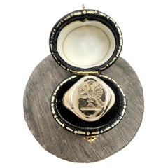 Vintage 9ct Gold, Oval Shaped Eagle Intaglio Signet Ring, Hallmarked London 1974