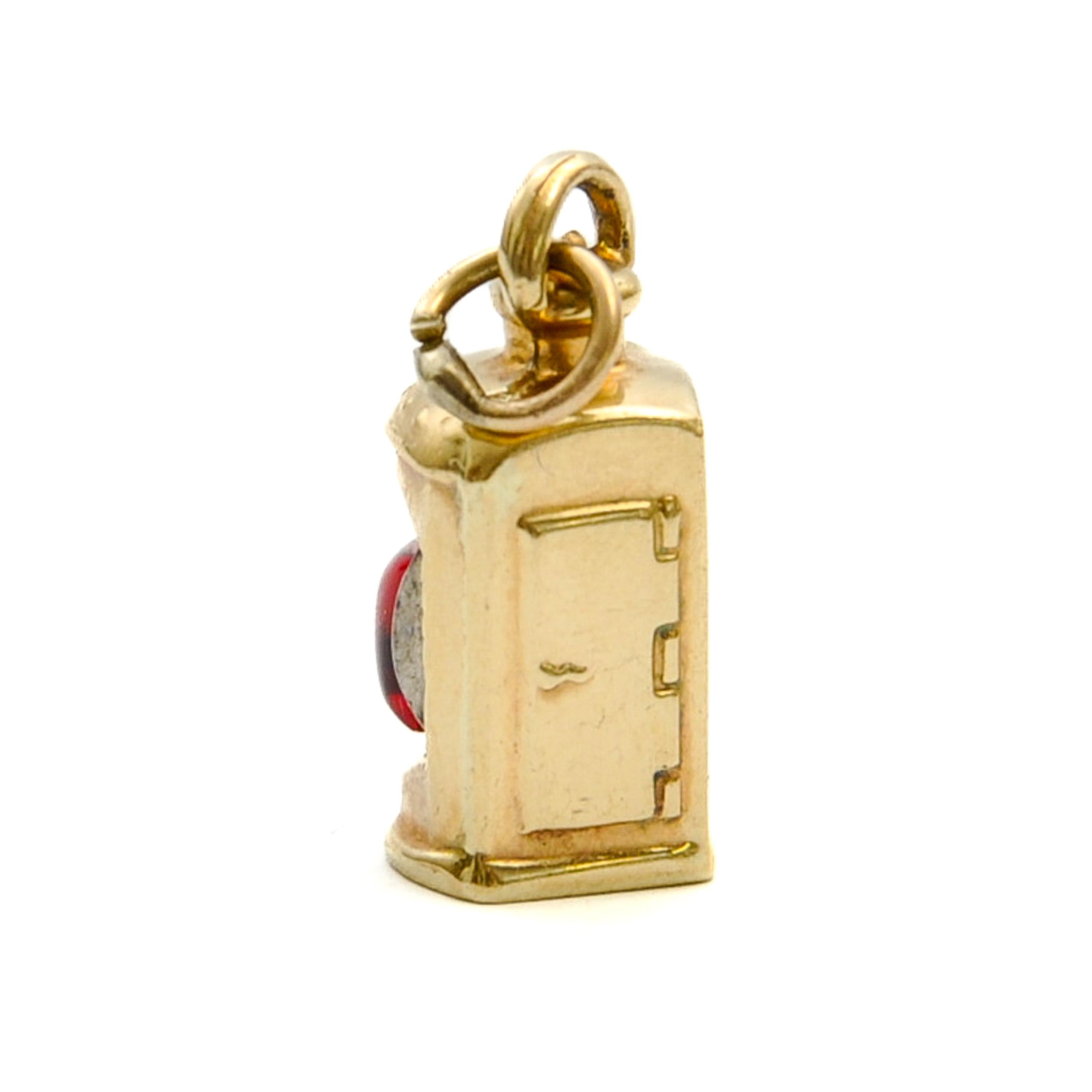 Vintage 9ct Gold Red Glass Lantern Charm  3