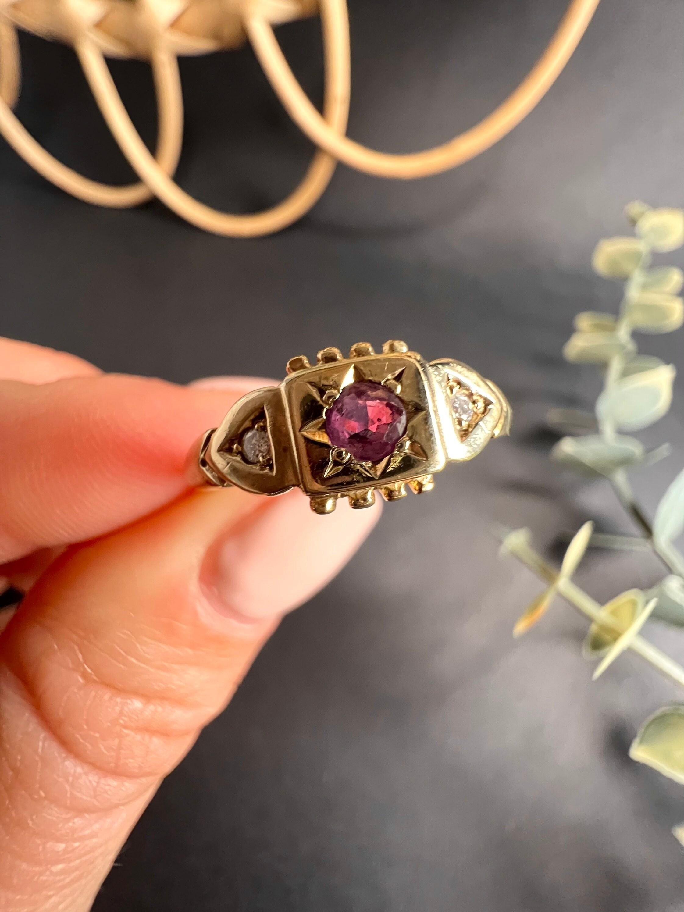 Vintage 9ct Gold Ruby & Diamond Ring For Sale 5