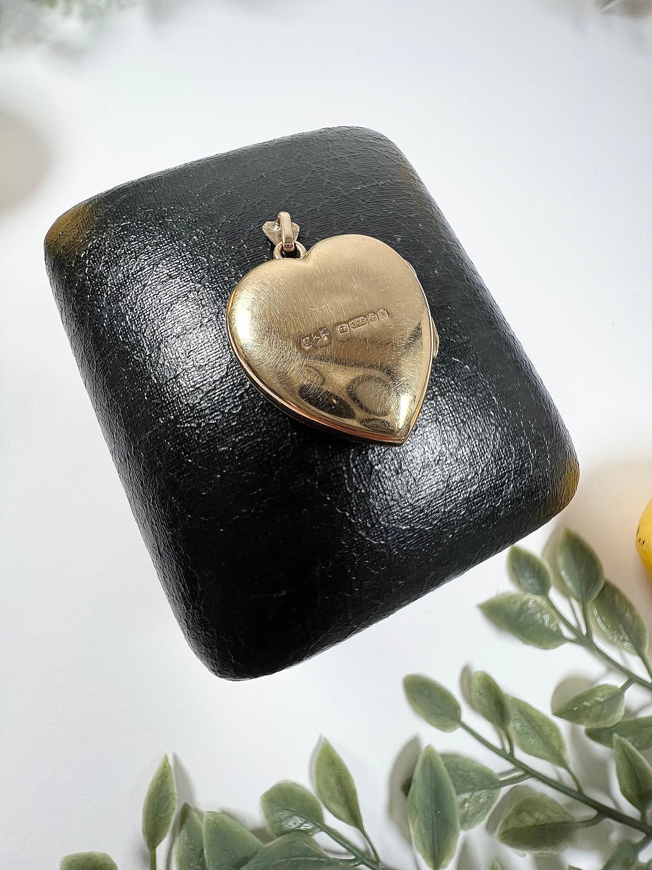 Médaillon vintage en or 9ct avec rubis et perles Unisexe en vente