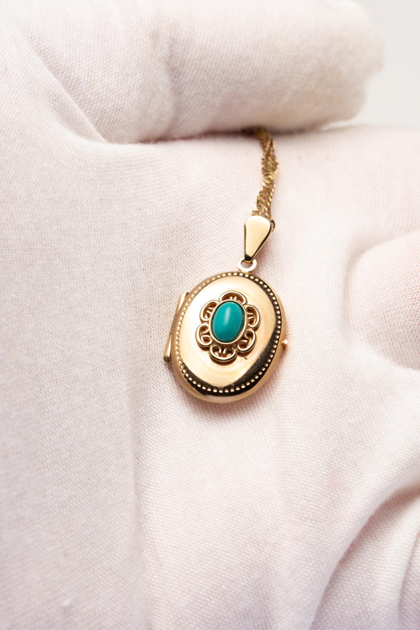 Women's Vintage 9ct Gold Turquoise Locket Necklace With A Chain