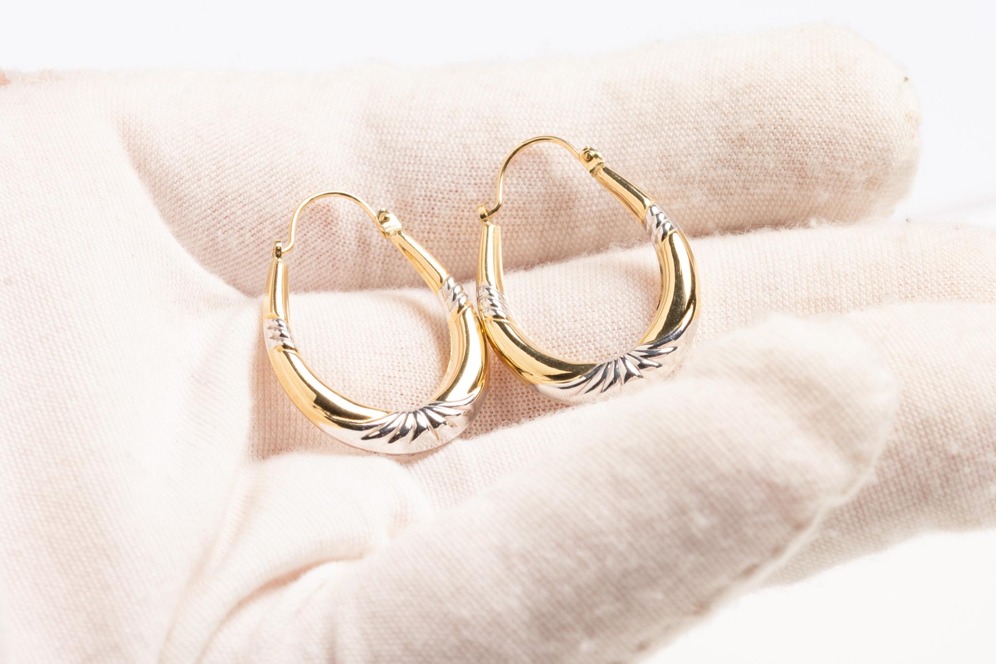 Vintage 9ct Gold zwei Tone Creole Hoop Ohrringe im Angebot 2