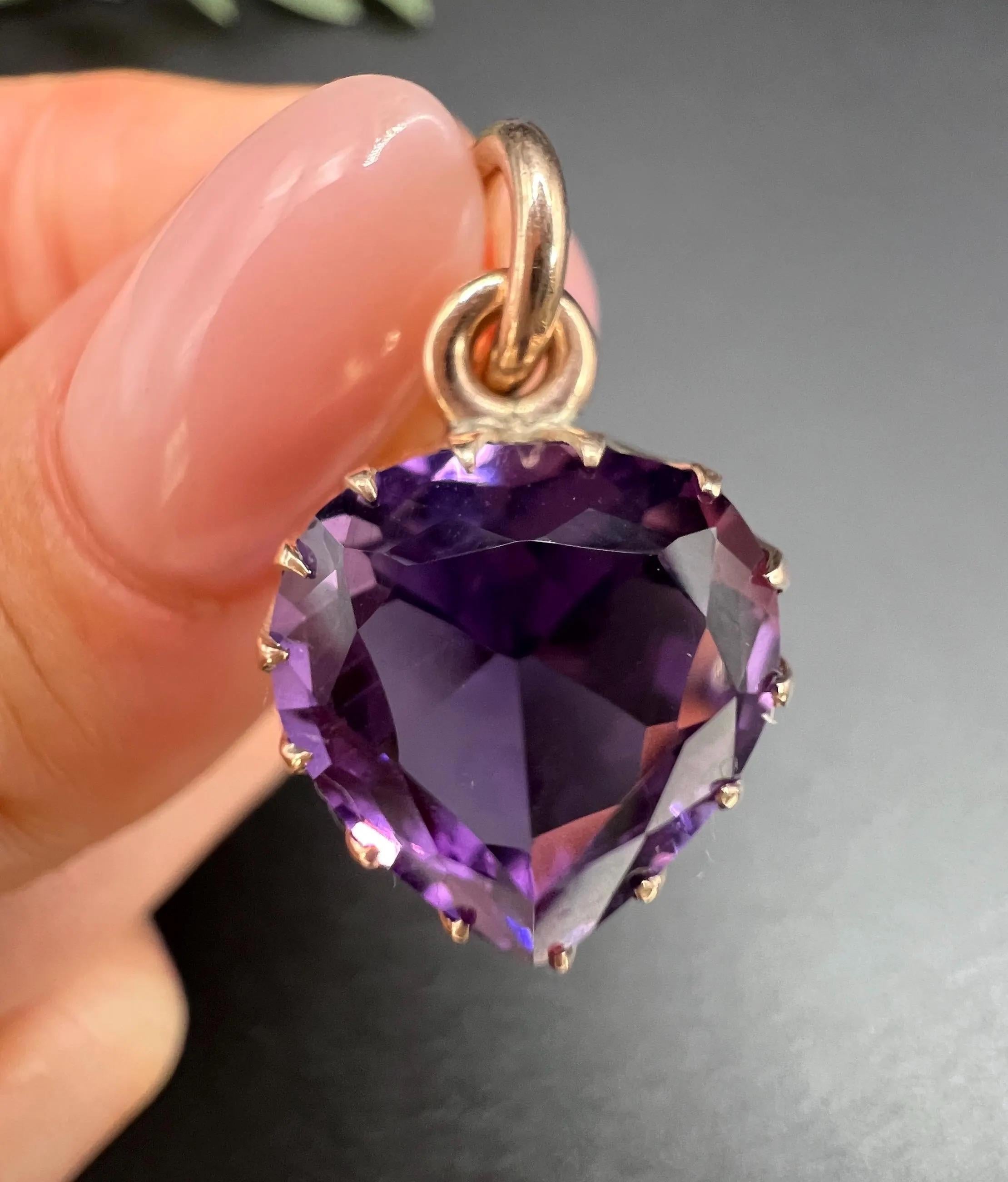 Vintage 9ct Rose Gold, 1930er Jahre Amethyst Herz geformt Anhänger Charme im Angebot 5