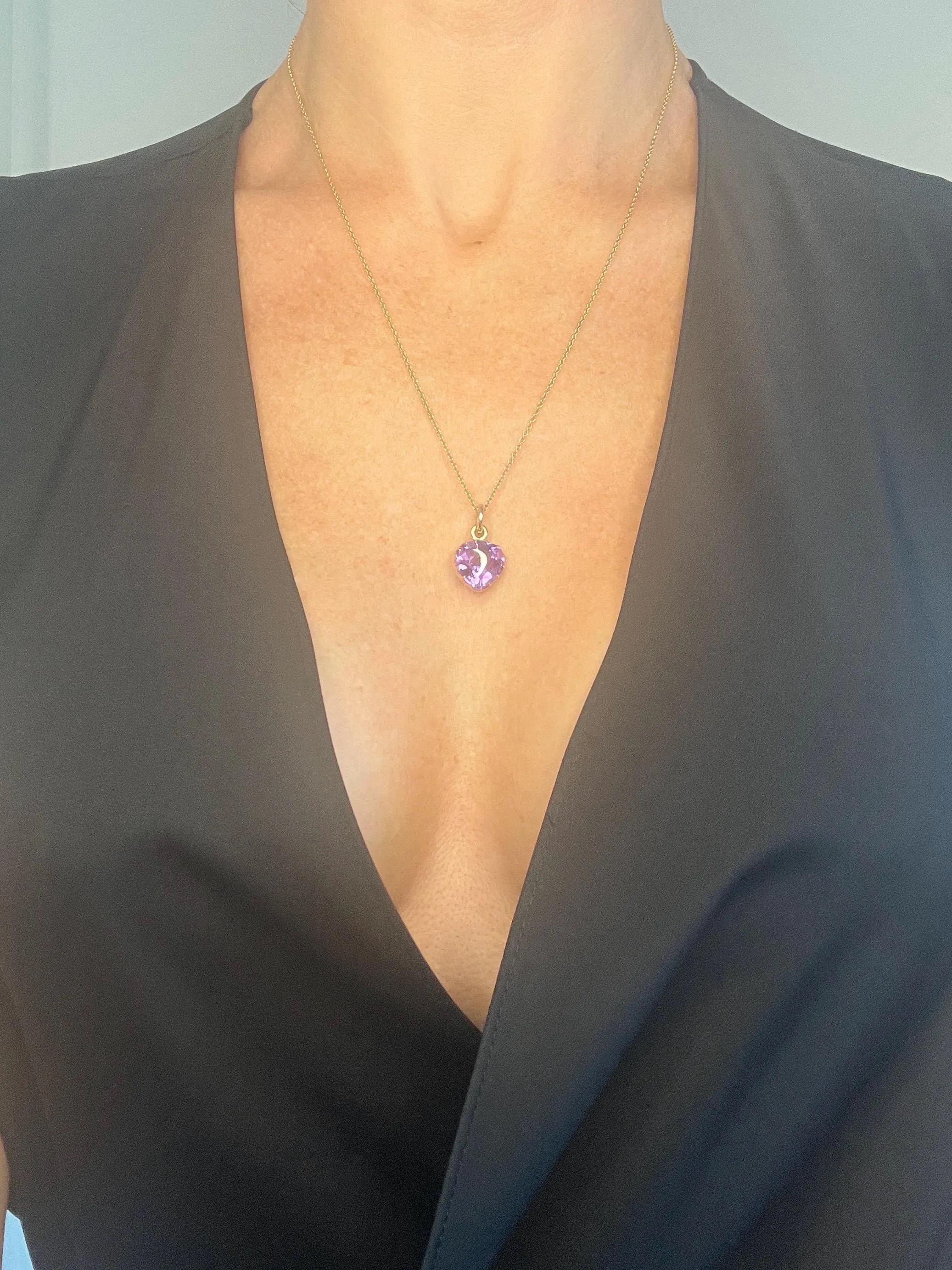 Vintage 9ct Rose Gold, 1930er Jahre Amethyst Herz geformt Anhänger Charme im Zustand „Gut“ im Angebot in Brighton, GB