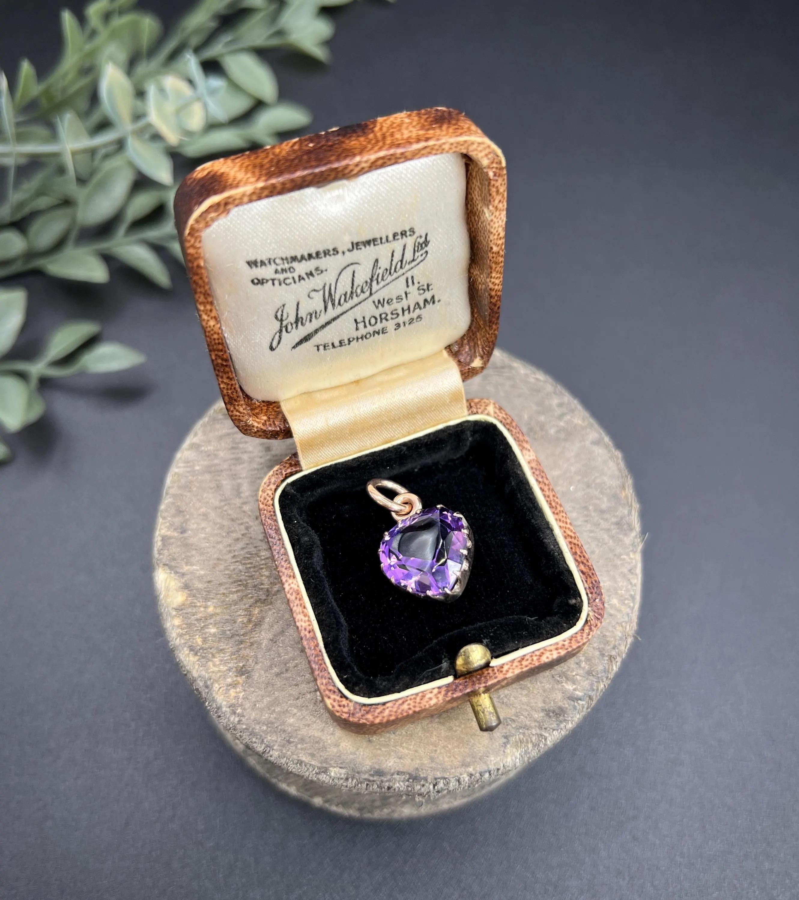 Vintage 9ct Rose Gold, 1930er Jahre Amethyst Herz geformt Anhänger Charme im Angebot 3