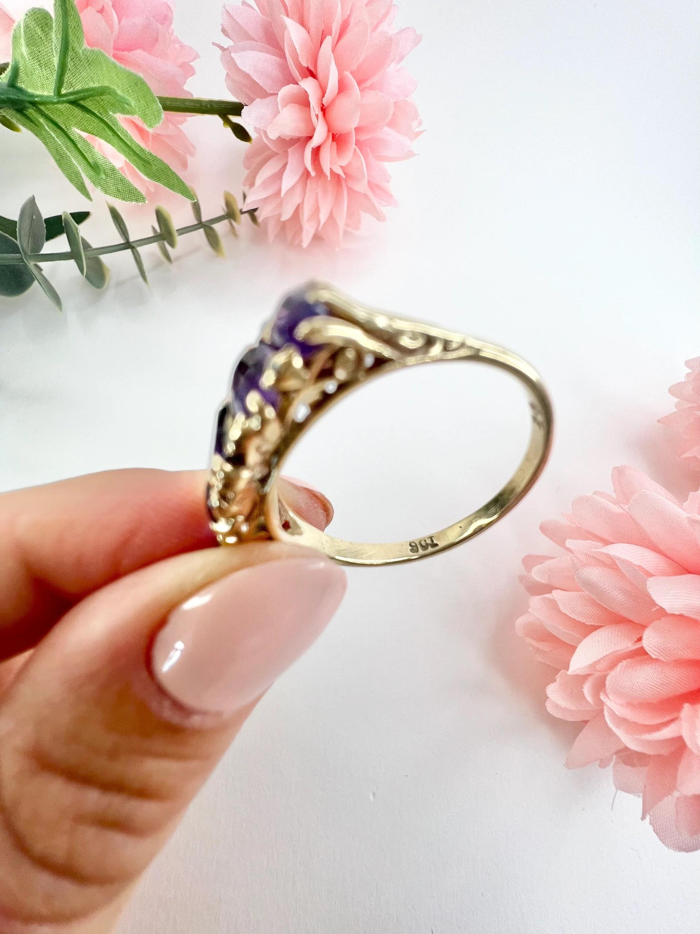 Vintage 9ct Rose Gold Amethyst & Diamond Carved Ring For Sale 5
