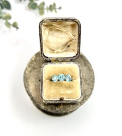 Anello vintage in oro bianco 9ct, anello con tre pietre di zircone del 1960, anello trilogy vintage
