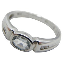 Bague vintage en or blanc 9 carats avec aigue-marine et diamant 375 pureté épaisse