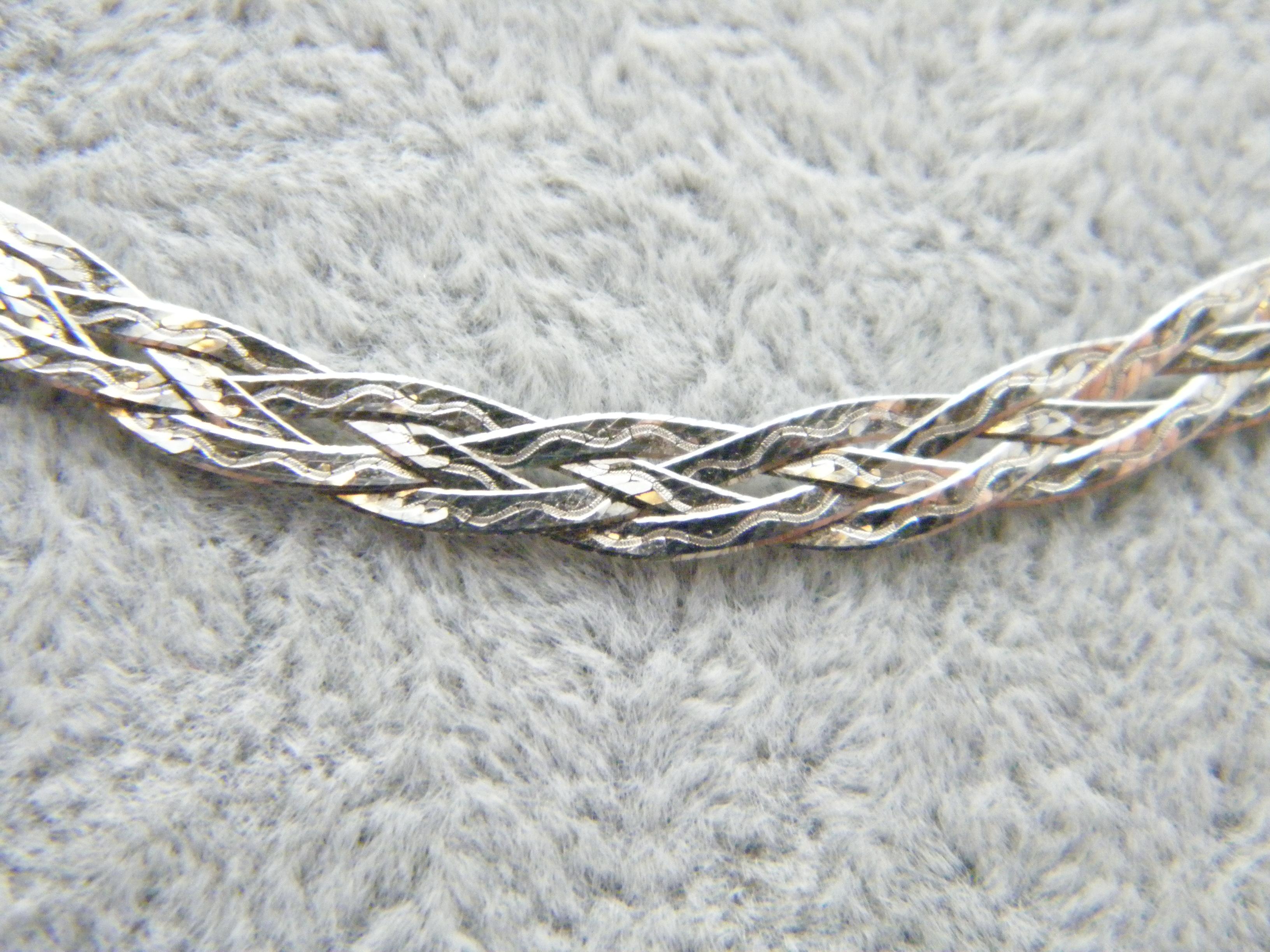 Vintage 9 Karat Weißgold Glitzergeflecht Halskette 375 Reinheit Diamant im Zustand „Hervorragend“ im Angebot in Camelford, GB
