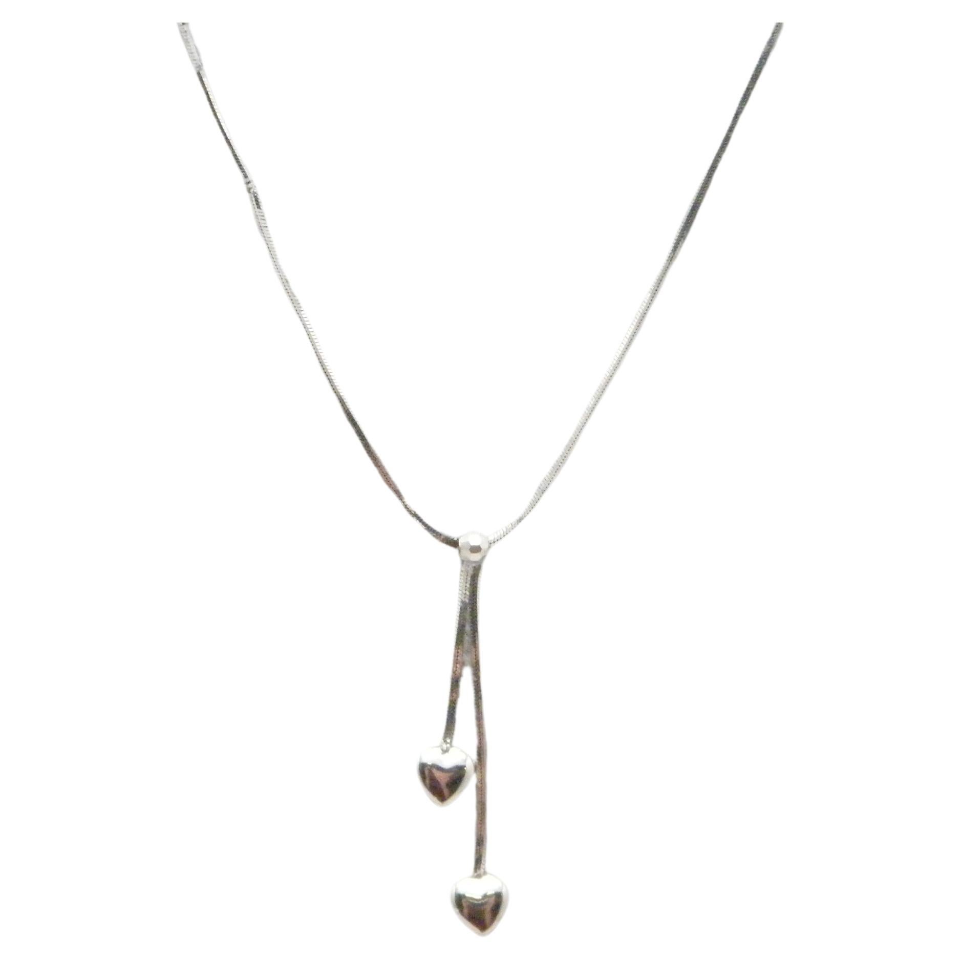 Vintage 9ct White Gold Twin Heart Lariat Pendant Necklace 16 Inch Snake Chain For Sale
