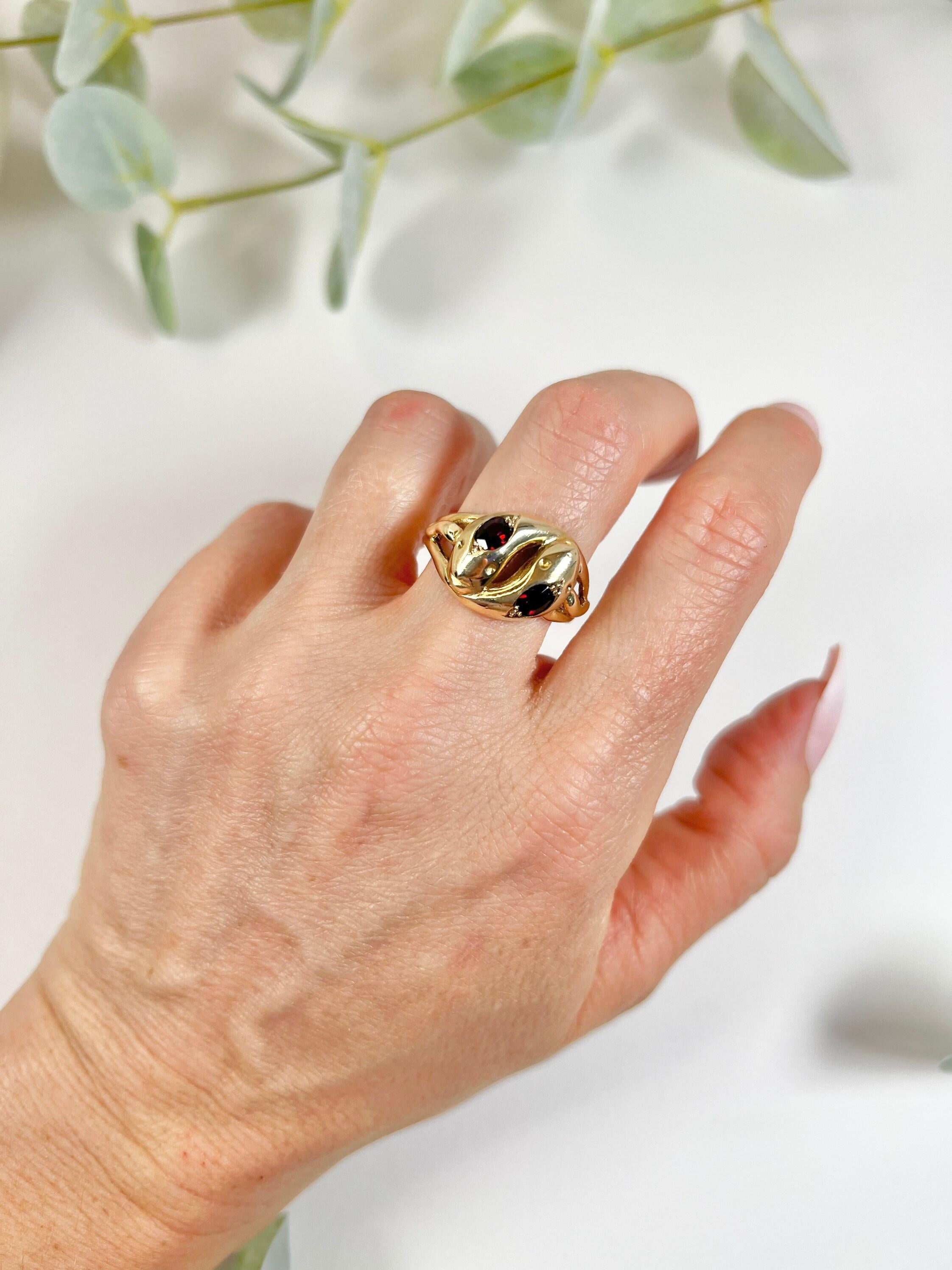 Vintage 9ct Yellow Gold 1960’s Double Headed Garnet Snake Ring For Sale 6