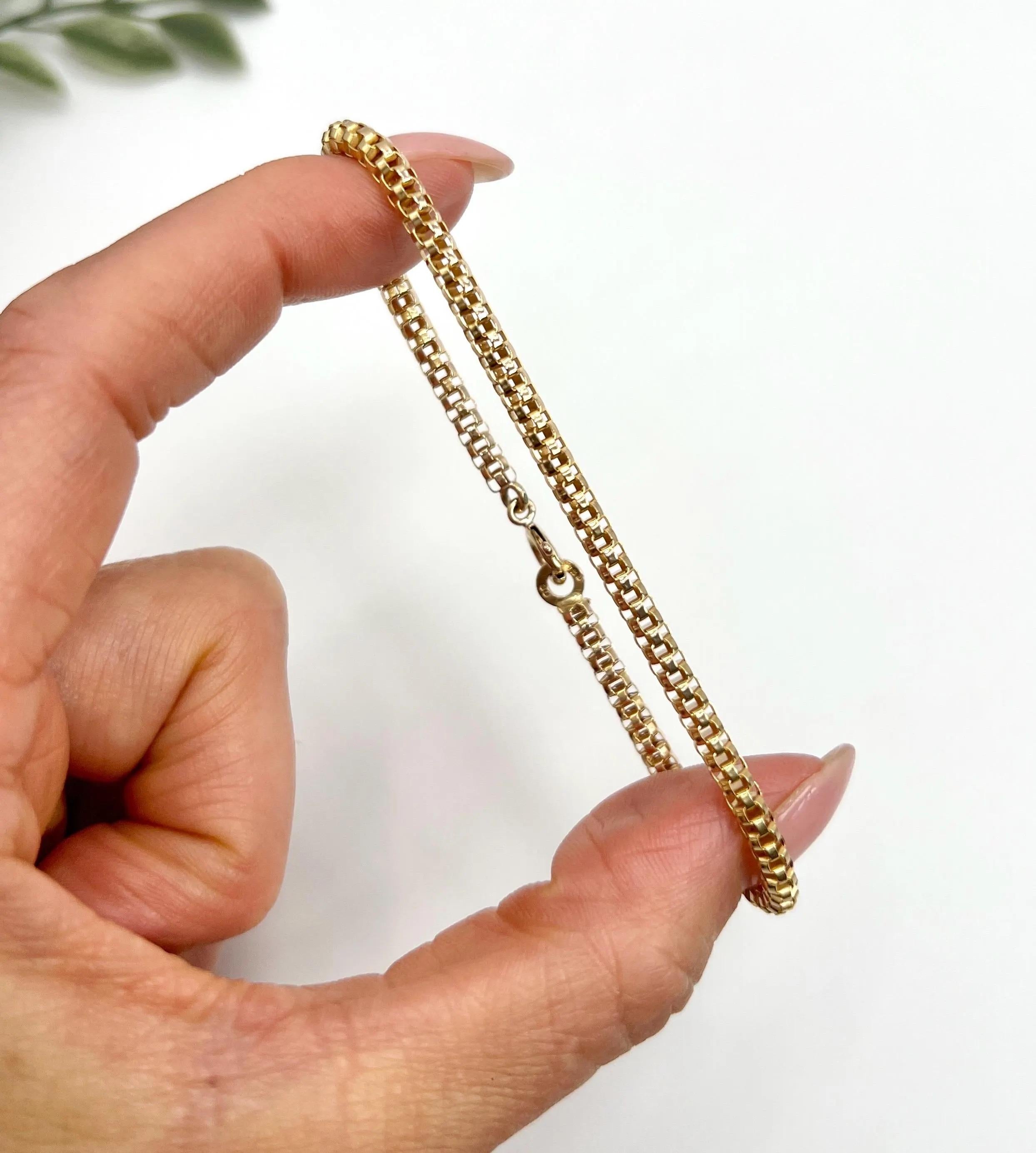 Vintage 9ct Yellow Gold, 1980 Balestra, Fancy Open Box Link Bracelet Bon état - En vente à Brighton, GB