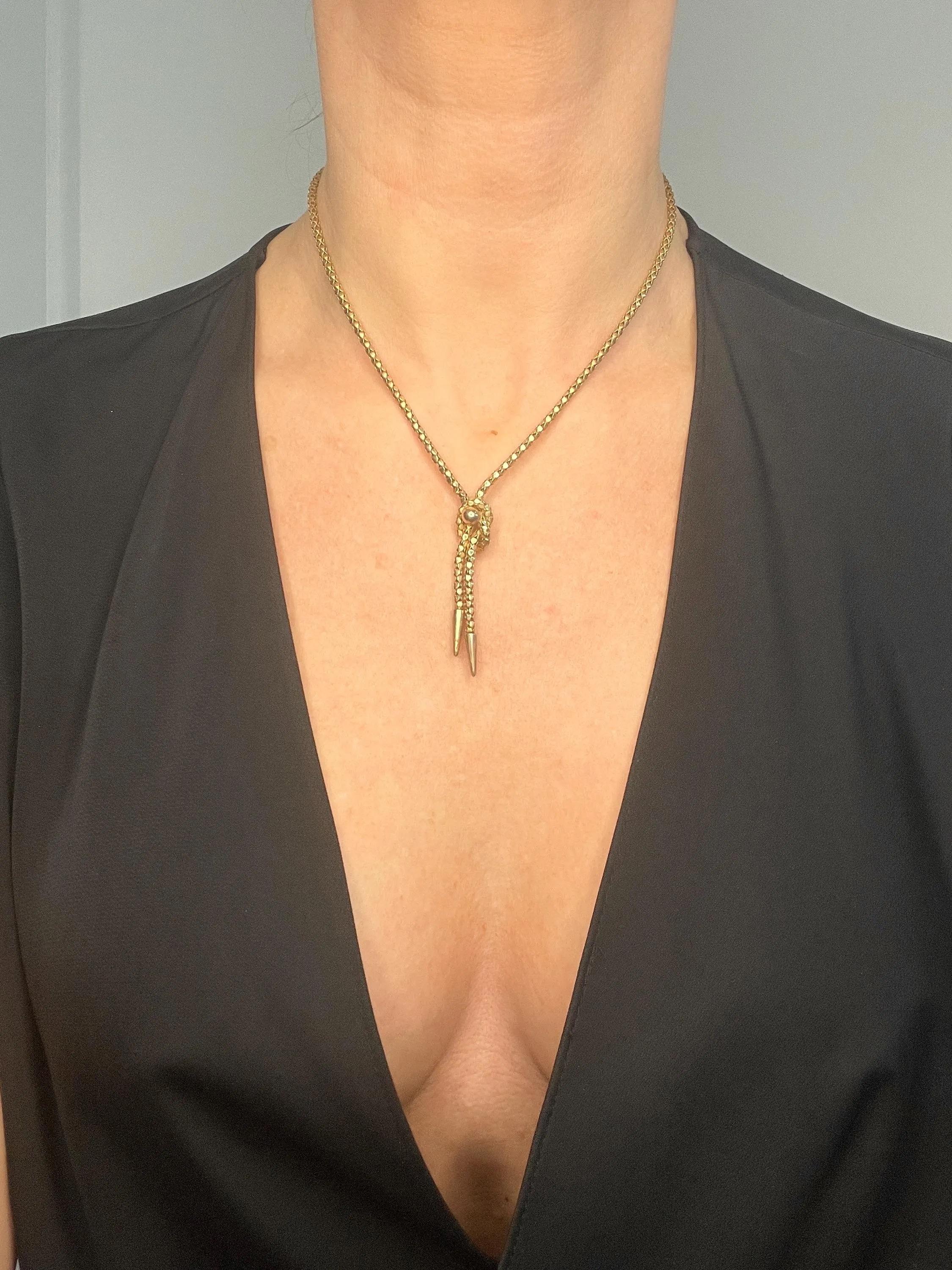 Italienische gestempelte Schlangengliederkette, Knoten-Halskette, Vintage, 9 Karat Gelbgold 1980er Jahre im Angebot 4