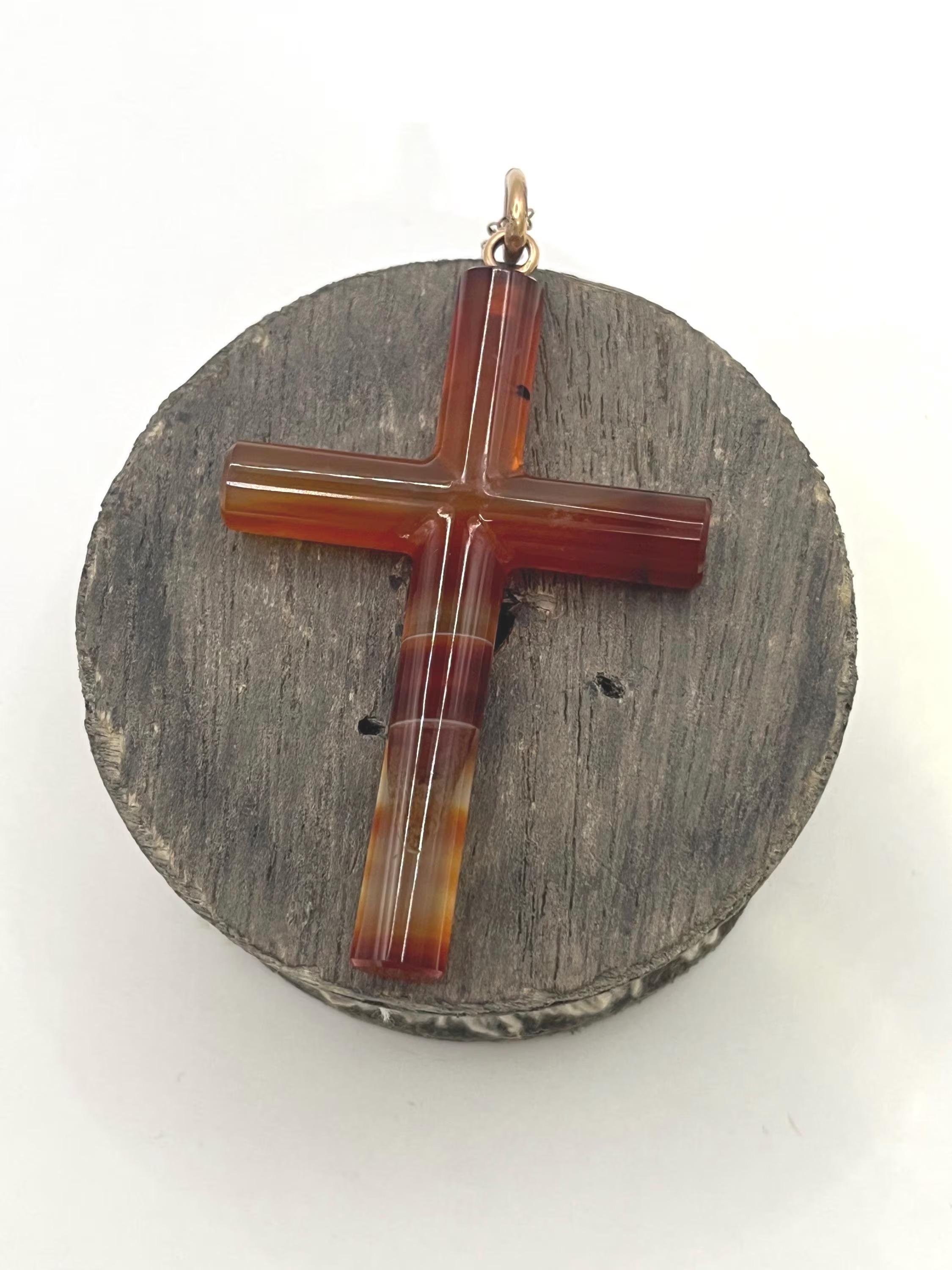 Vintage 9ct Yellow Gold Agate, Cross Pendant, Religious Jewellery im Angebot 1
