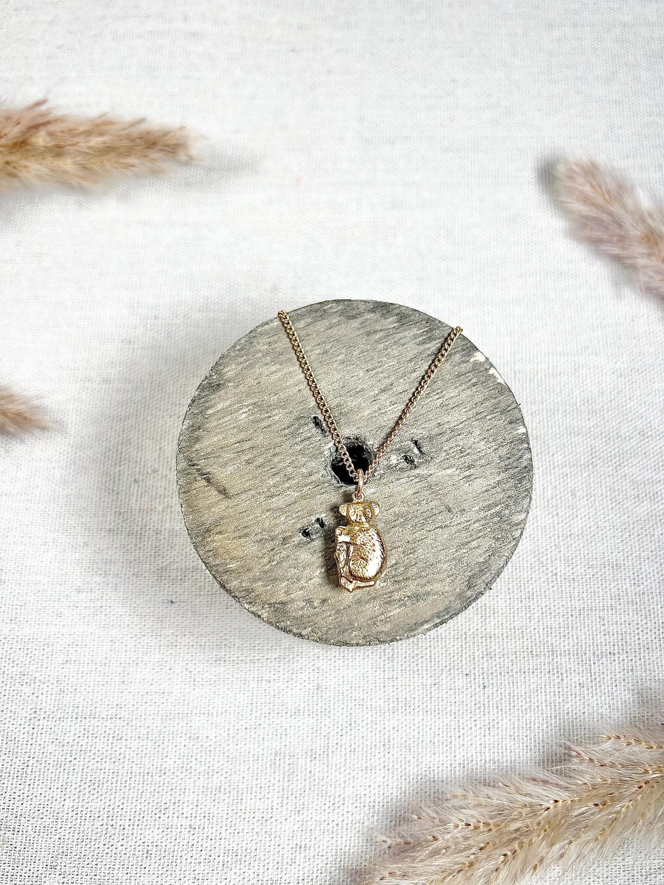 Vintage 9ct Yellow Gold, Birmingham Hallmarked, 1960s Koala Bear Pendant Charm For Sale 2