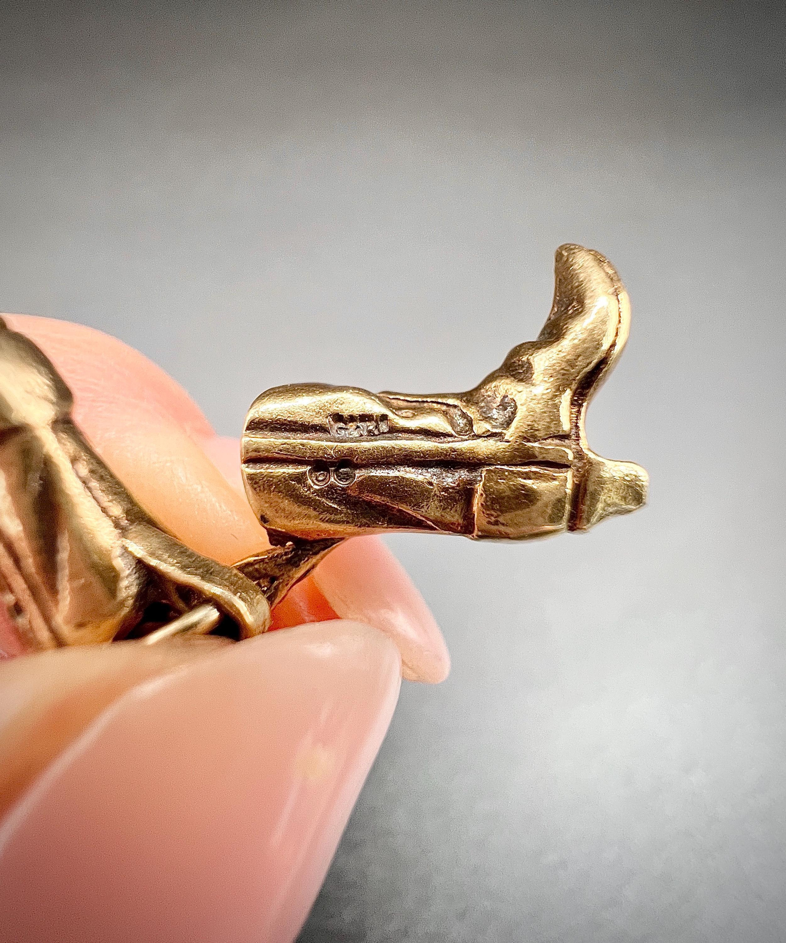 Ciondolo con stivali da cowboy in oro giallo 9ct, vintage, con marchio Londra 1969 in vendita 6