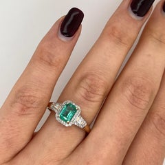 Vintage 9ct Yellow Gold Diamond & Emerald Ring