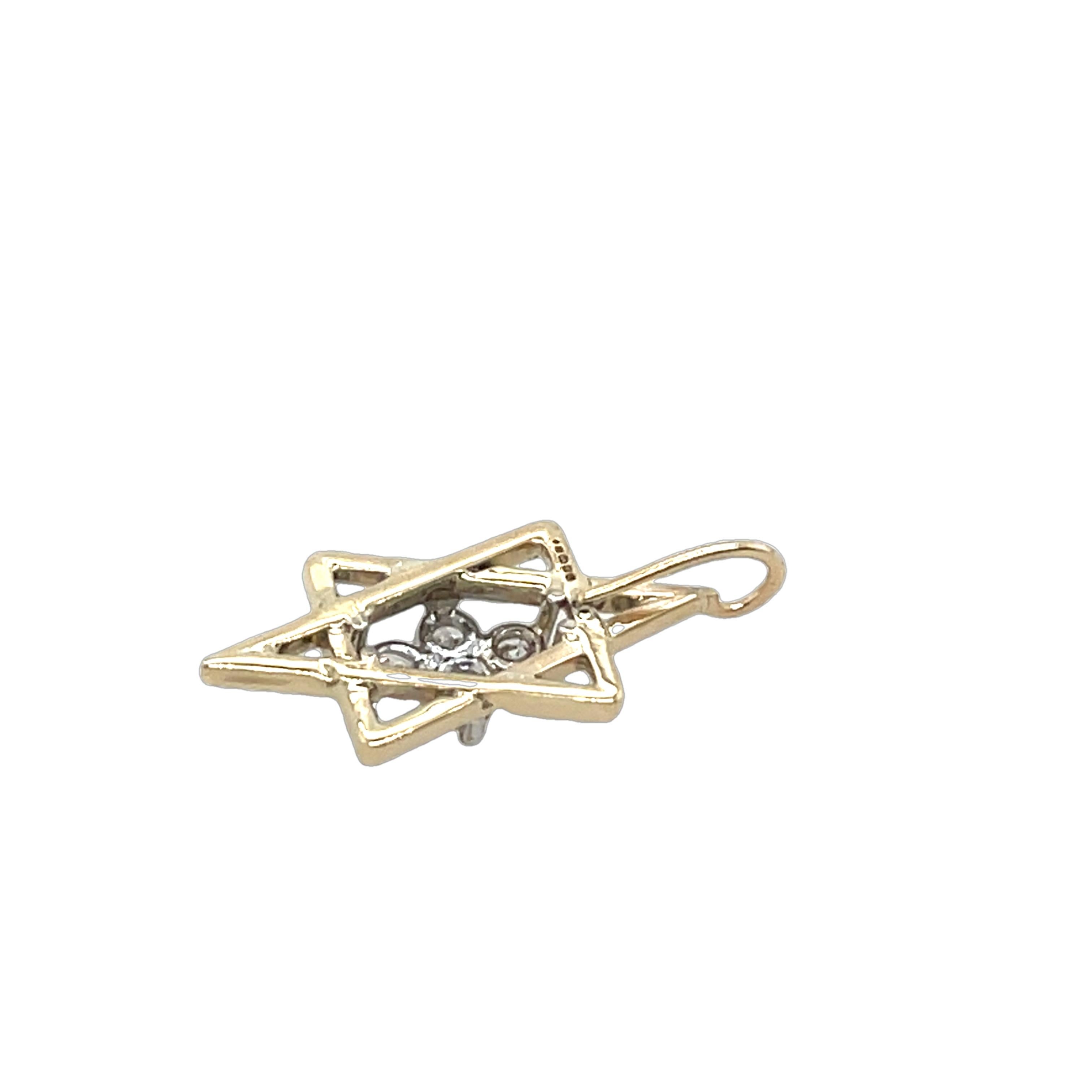 Round Cut Vintage 9ct Yellow Gold Diamond Star of David Pendant For Sale