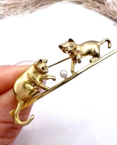 Vintage 9ct Yellow Gold Double Cat Brooch, Seed Pearl Ball, London 1997