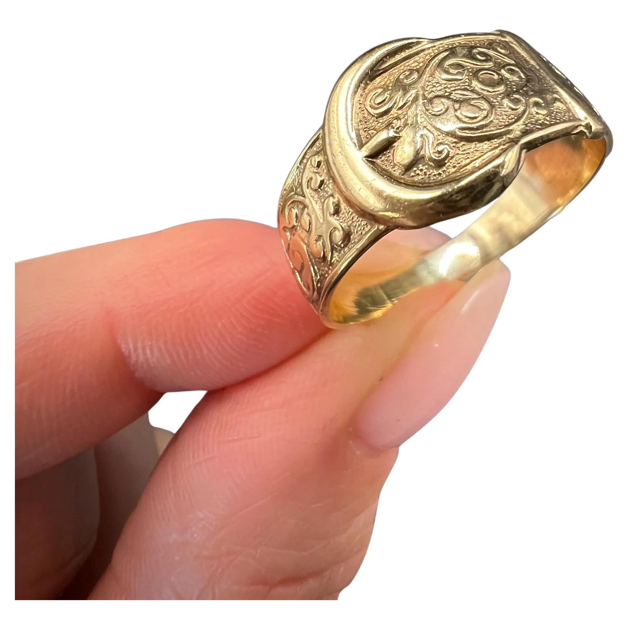 Vintage 9 Karat Gelbgold, handgravierte Schnalle/Gürtelring, gestempelt London 1981 im Angebot