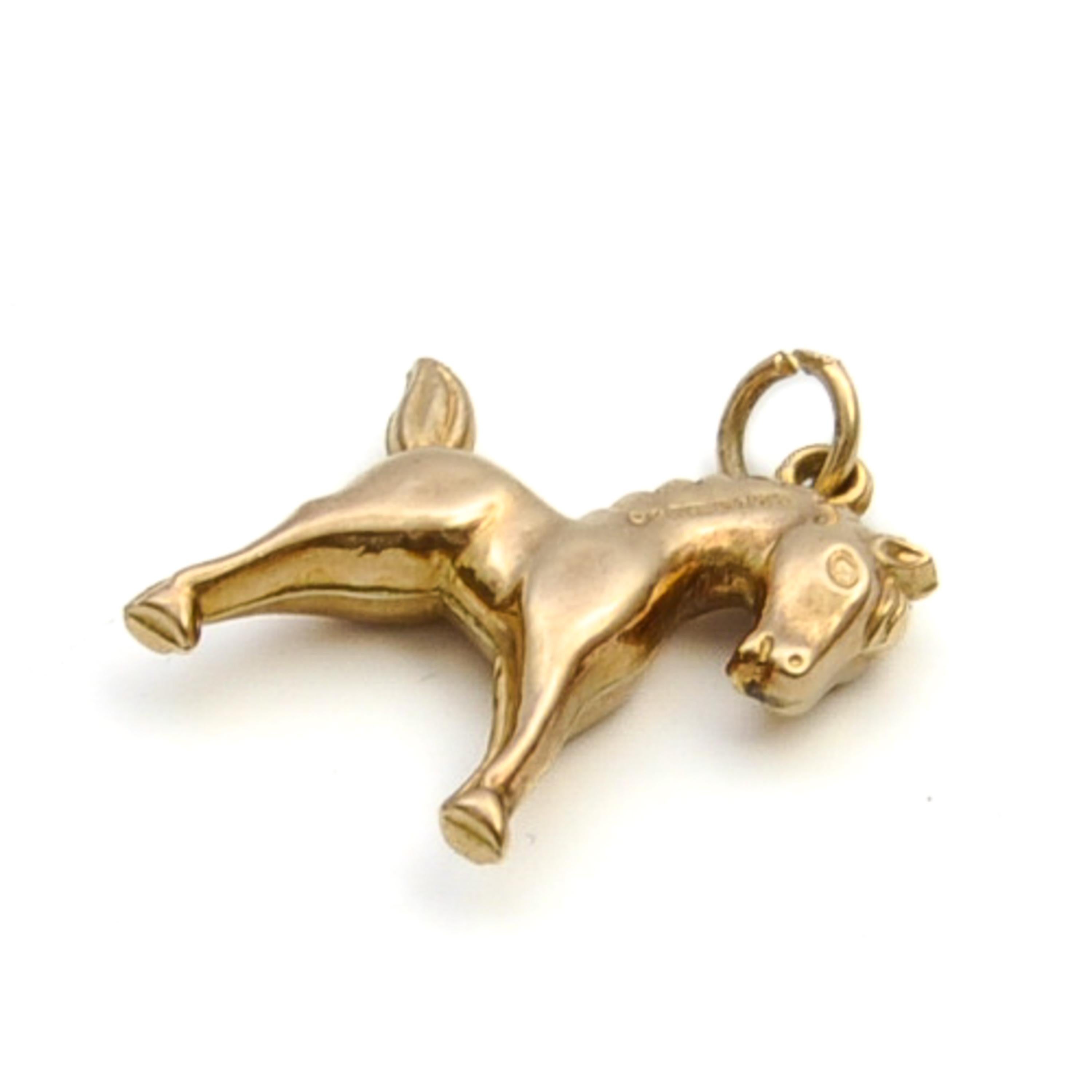 Women's or Men's Vintage 9ct Yellow Gold Horse Charm Pendant For Sale