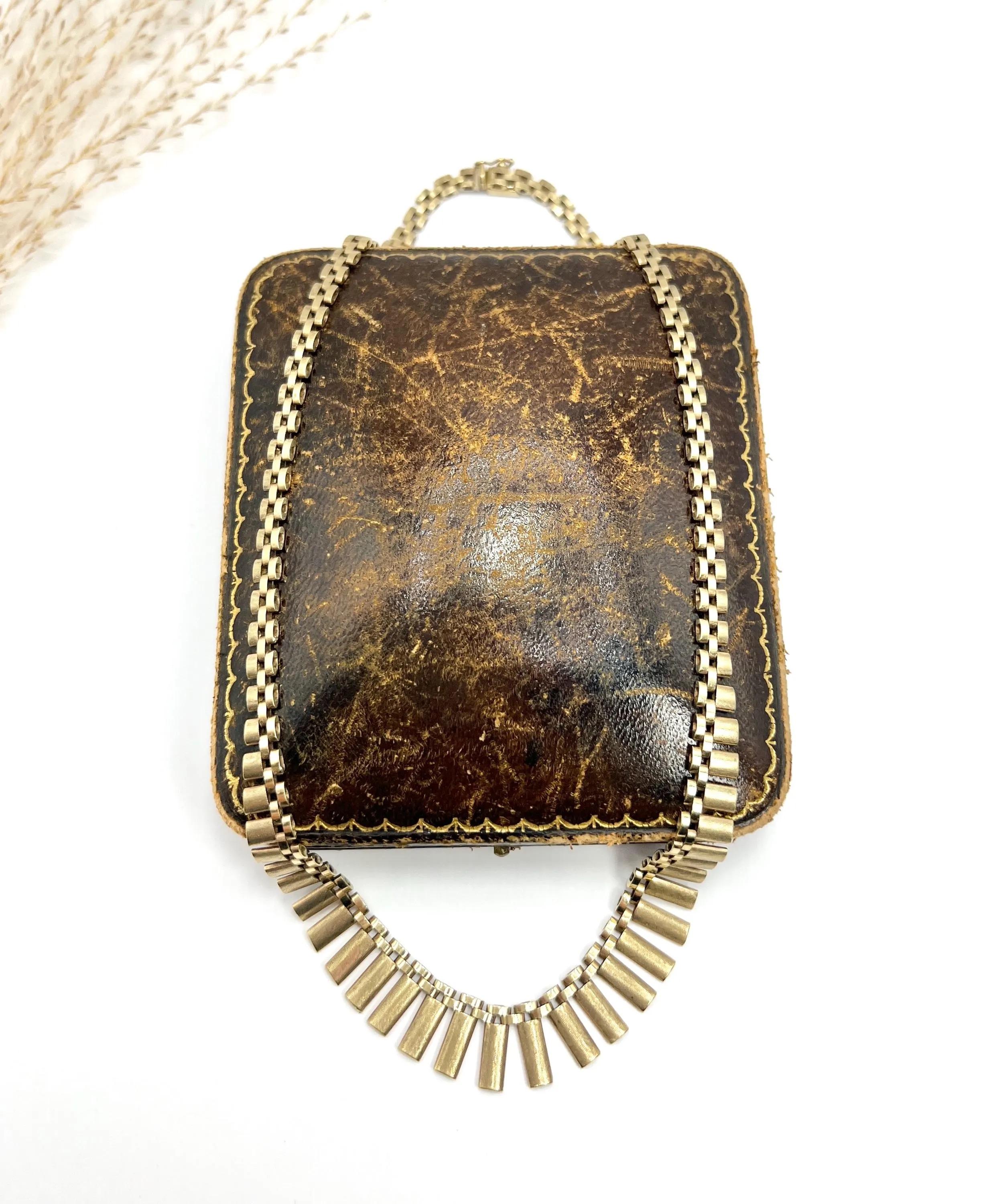 Vintage 9 Karat Gelbgold Italienisch gestempelt, 1980er Jahre Wendbare Kleopatra-Halskette für Damen oder Herren im Angebot