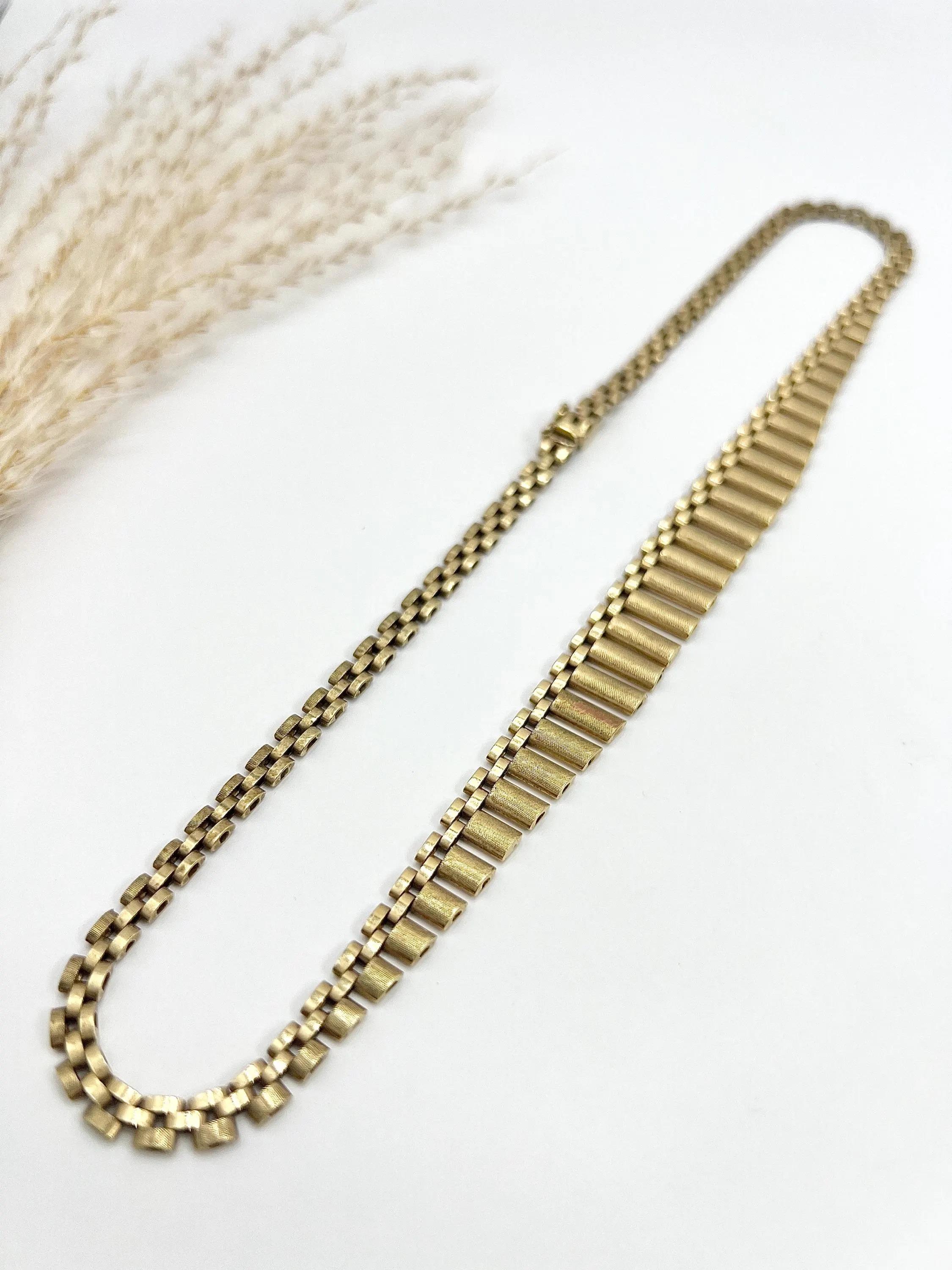 Vintage 9 Karat Gelbgold Italienisch gestempelt, 1980er Jahre Wendbare Kleopatra-Halskette im Angebot 1