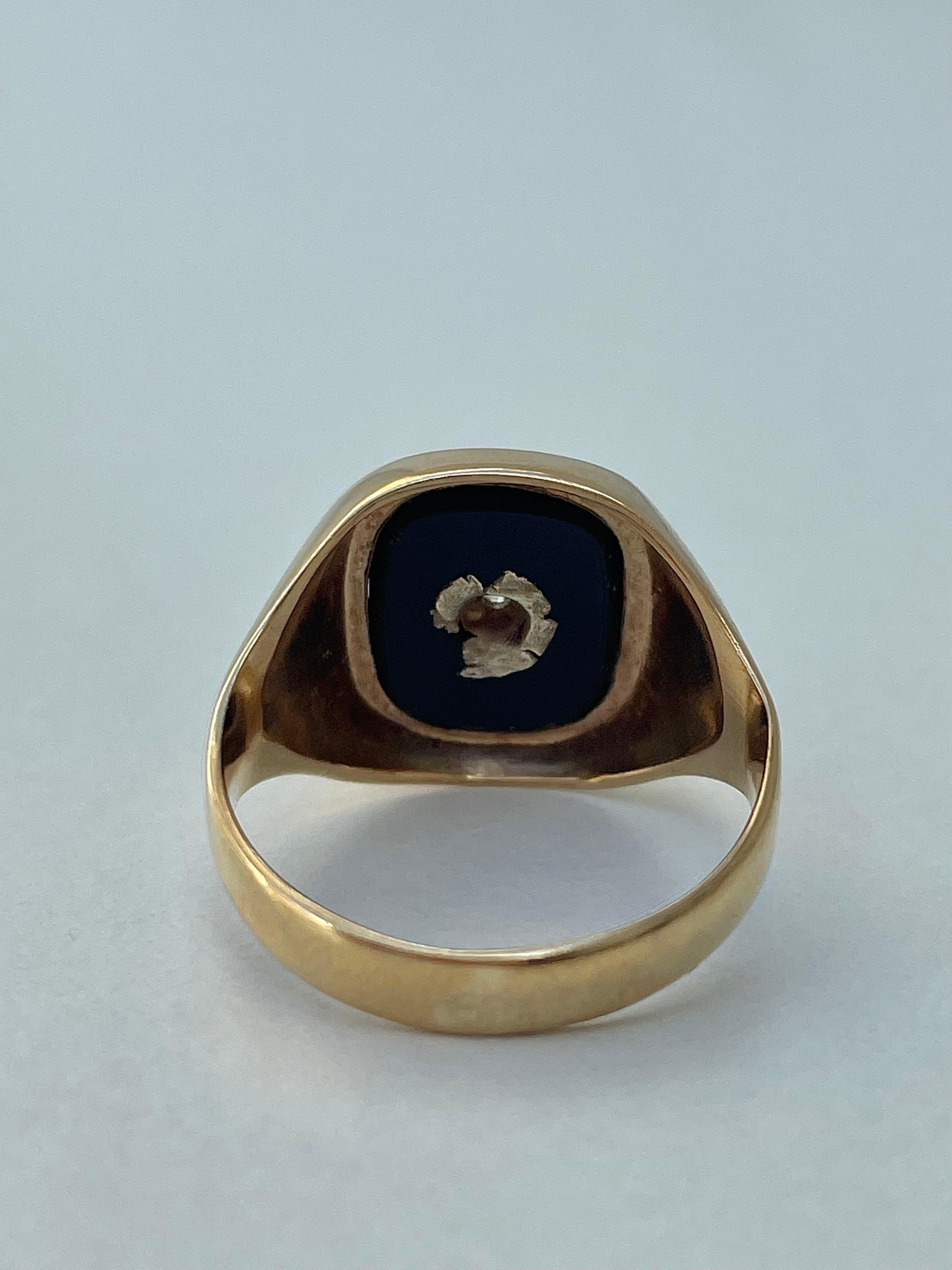 9ct gold onyx ring