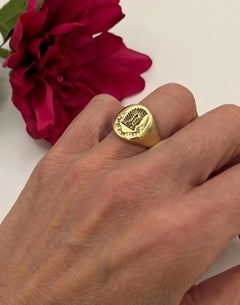 Vintage-Siegelring aus 9-Karat-Gelbgold mit ovaler Intaglio-Gravur