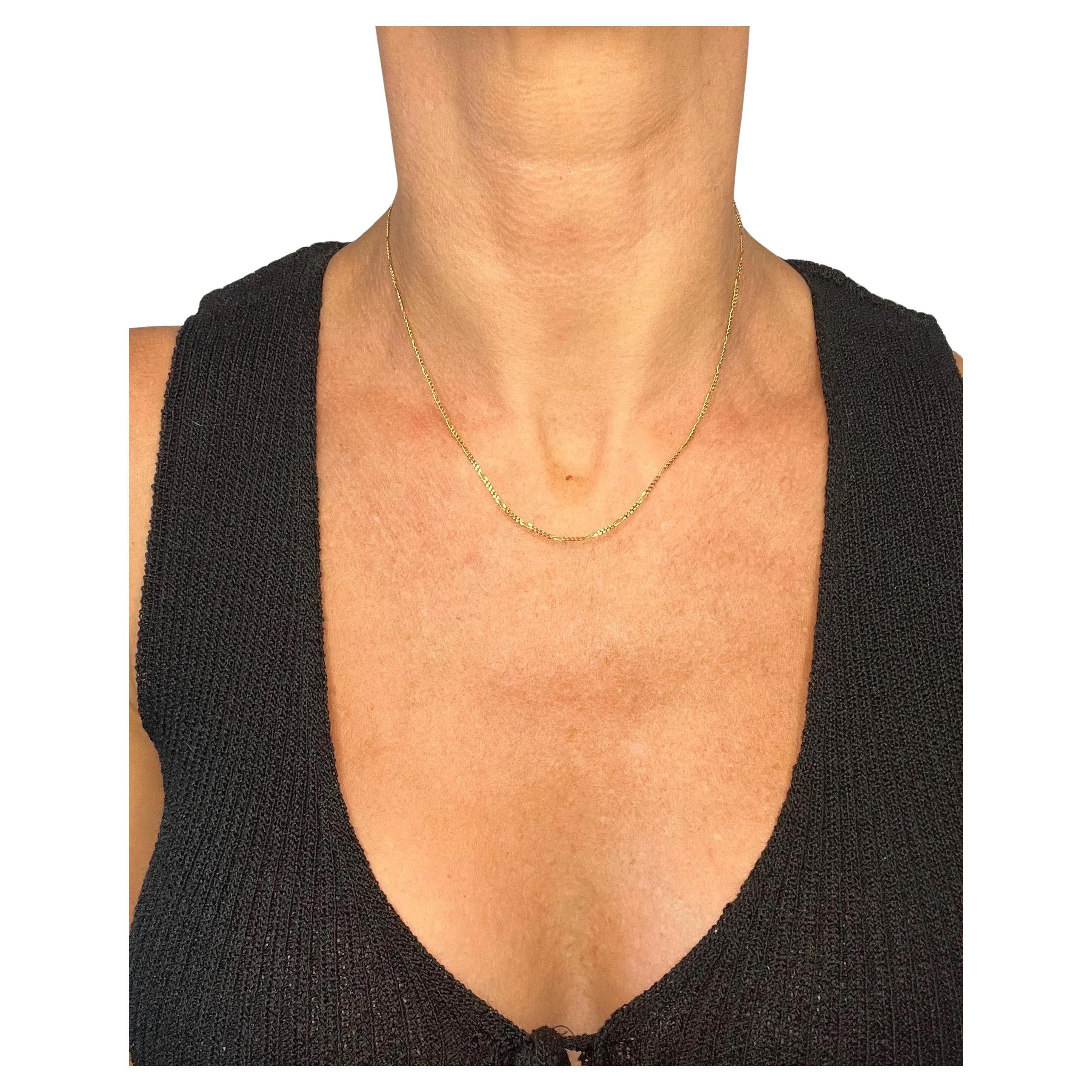 Vintage 9ct Yellow Gold Stamped, 1980s 16 1/4 Inch Figaro Link Chain Necklace en vente