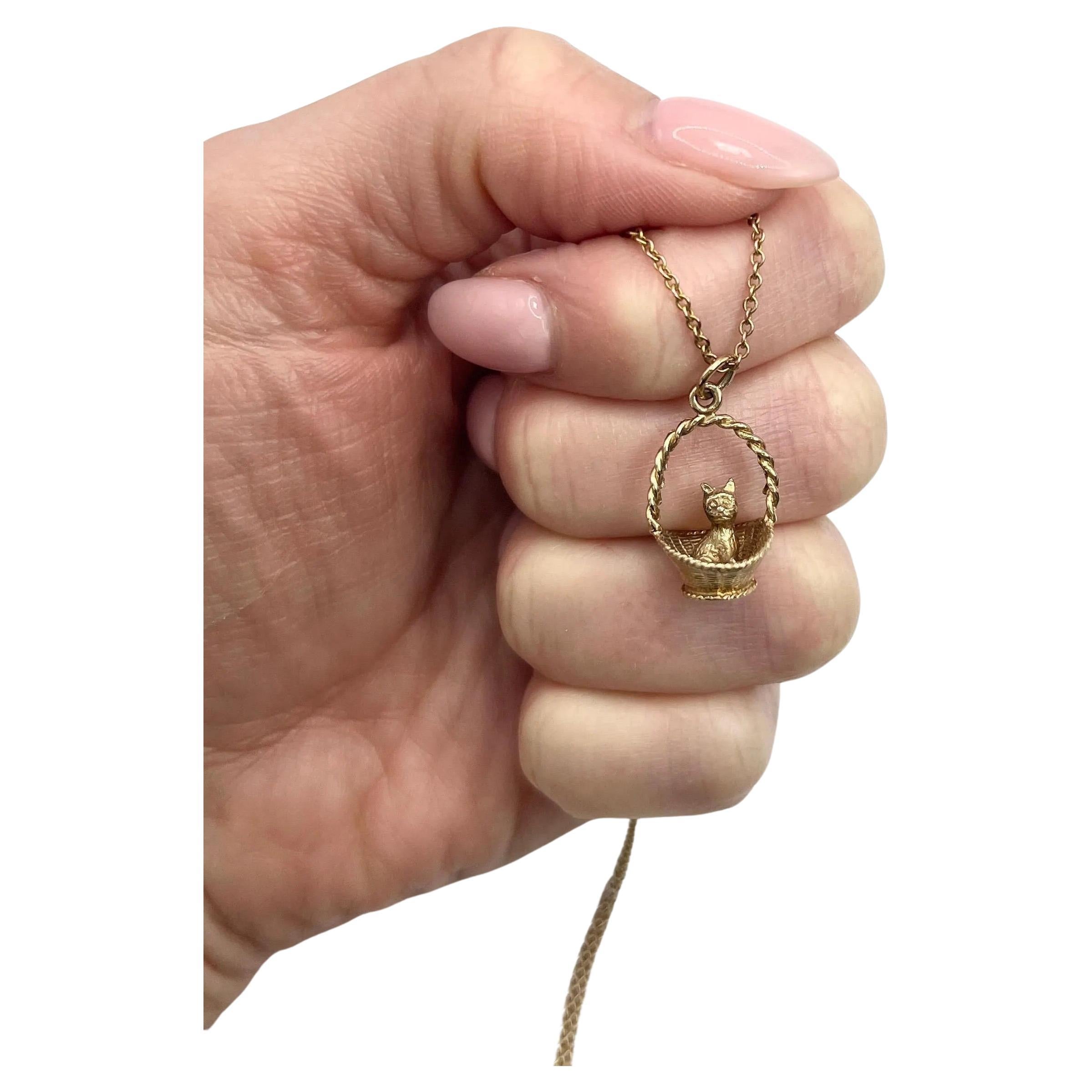 Vintage 9ct Yellow Gold Stamped, 1980s Cat in a Basket Charm, Cat Pendant