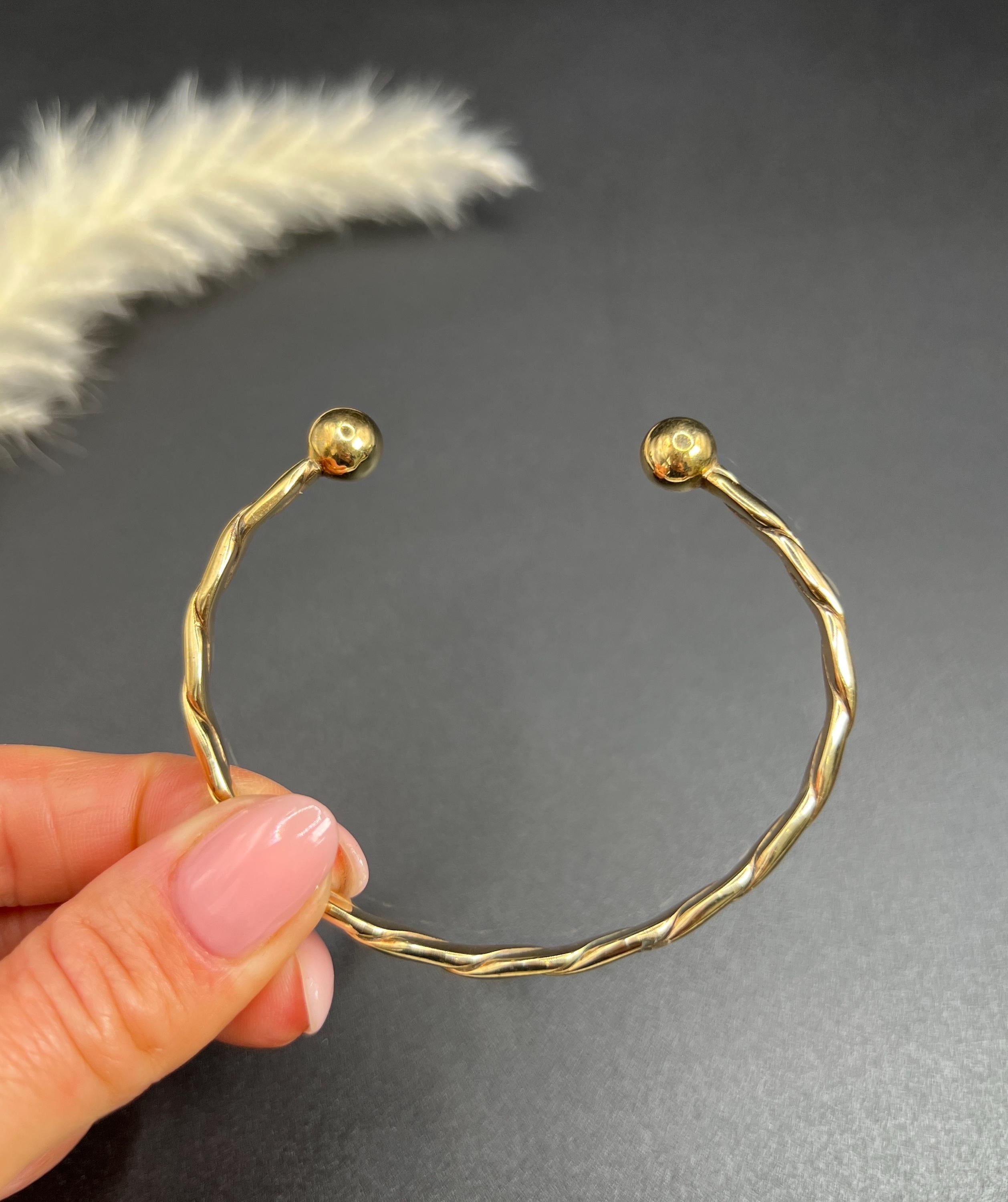 Vintage 9ct Yellow Gold Stamped, 1980s Fancy Twisted Torque Bangle 1