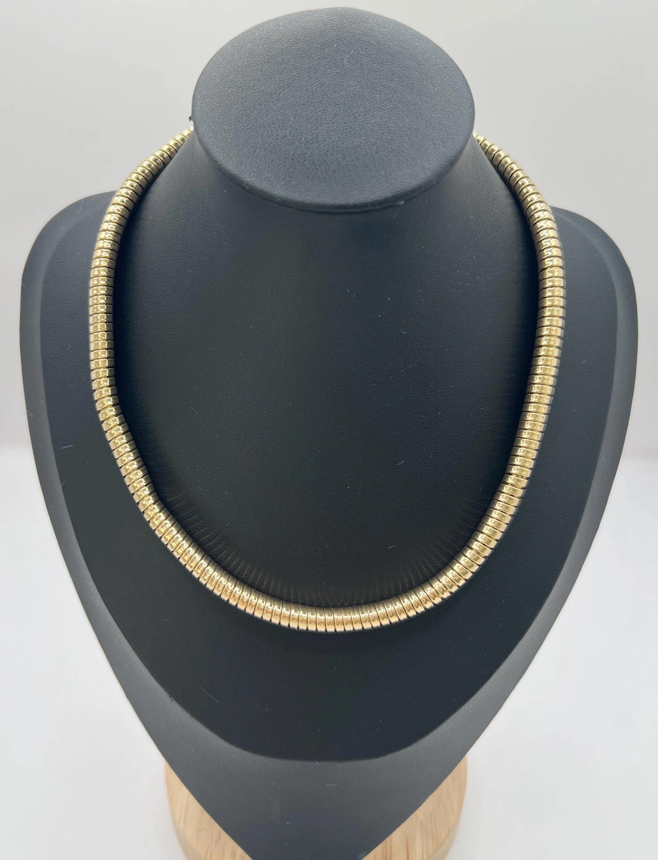 Collana d'epoca in oro giallo 9ct, Tubogas, con marchio Londra 1947 In condizioni buone in vendita a Brighton, GB