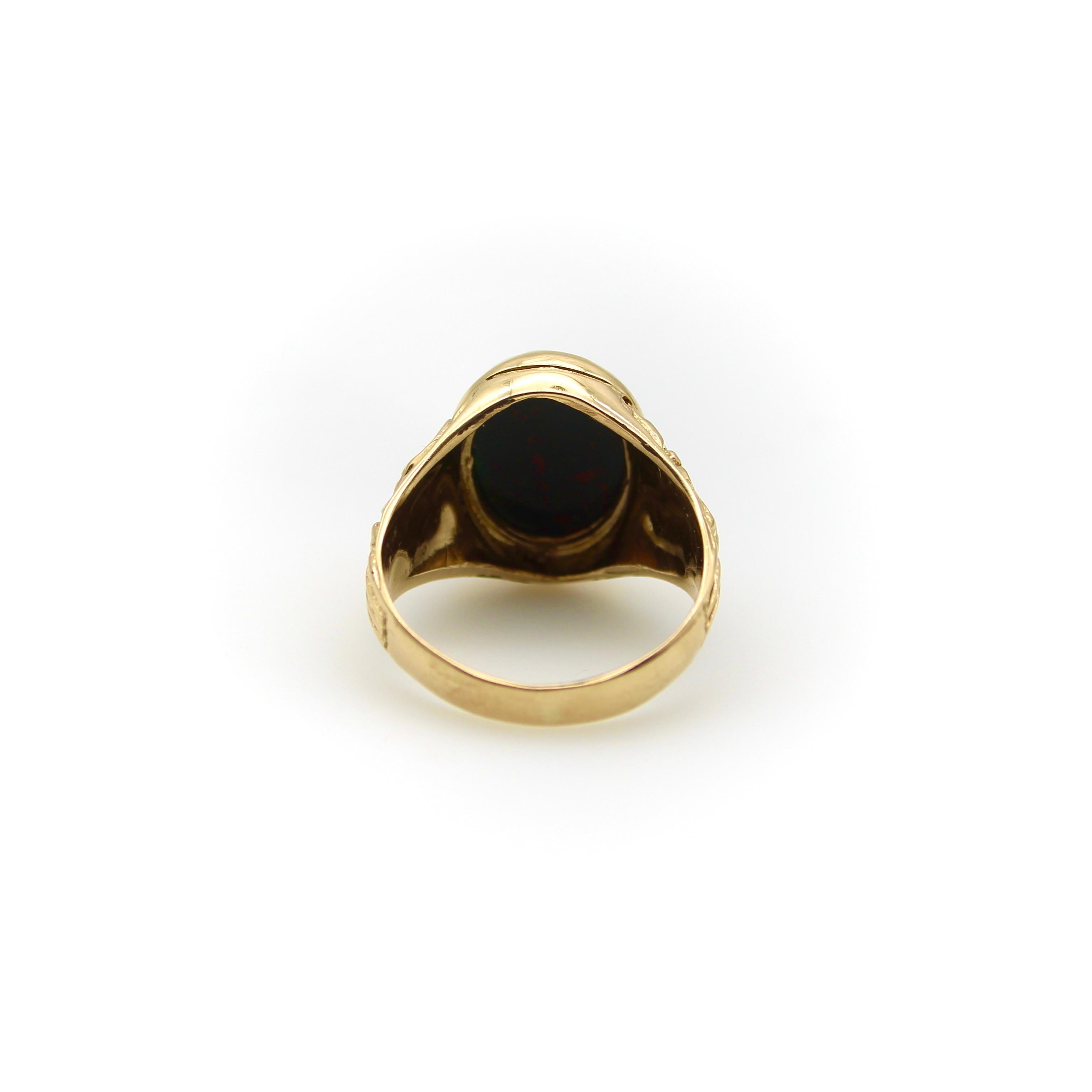 Victorian Vintage 9K Gold and Bloodstone Signet Ring