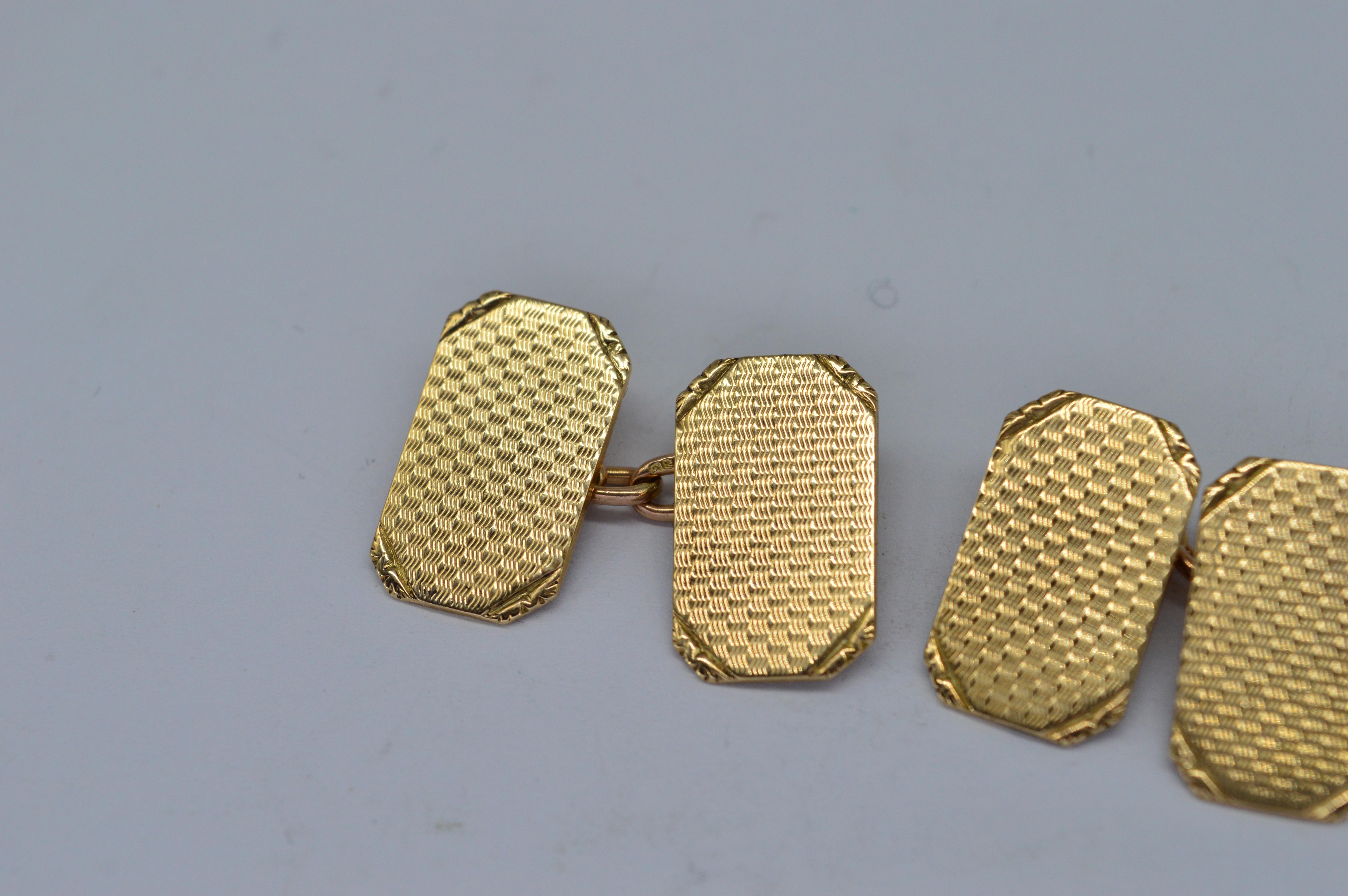 Vintage 9K Gold Deakin and Francis Engine Turned Art Deco Classic Cufflinks In Good Condition For Sale In Benfleet, GB
