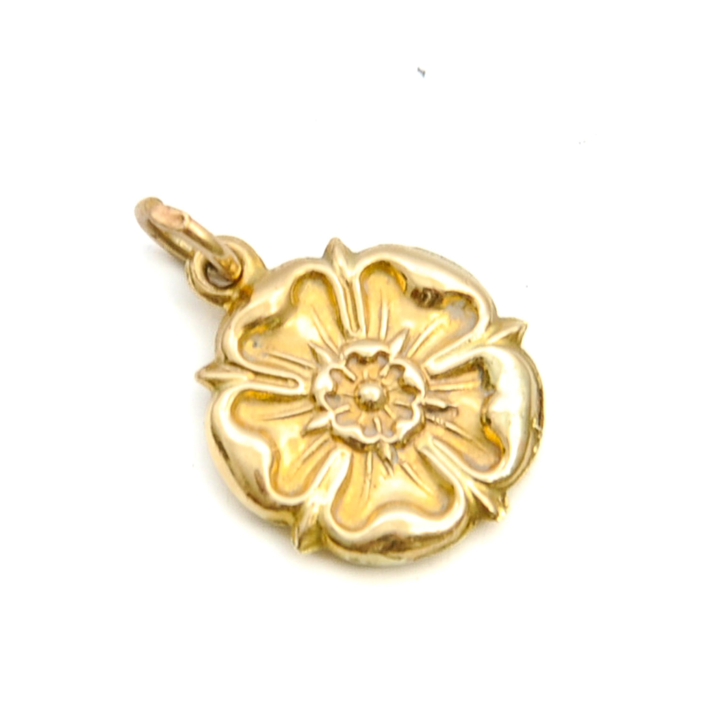 Vintage 9K Gold Tudor Rose Charm Pendant For Sale 2