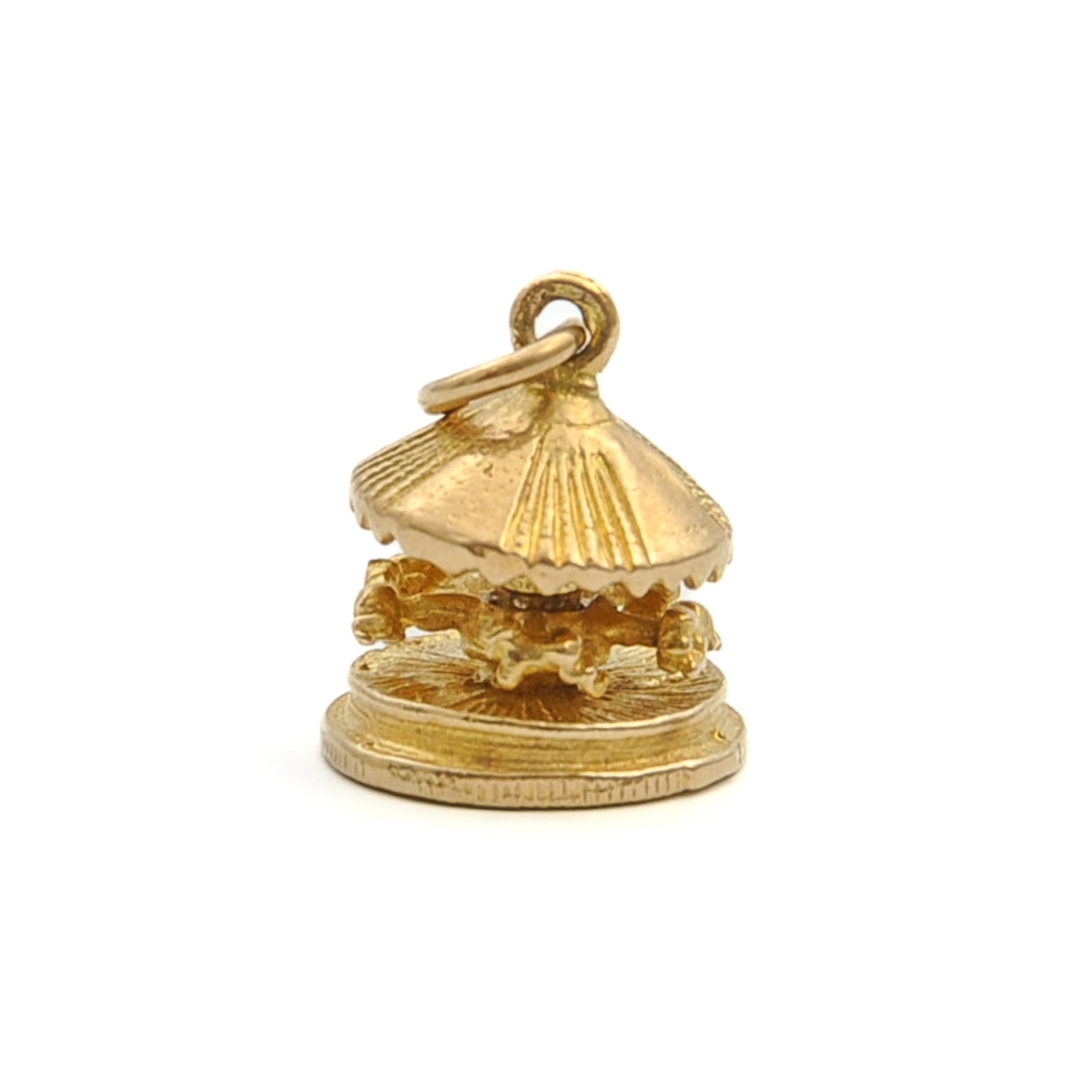 Vintage 9K Gold Spinning Horse Carousel Charm Pendant For Sale 2