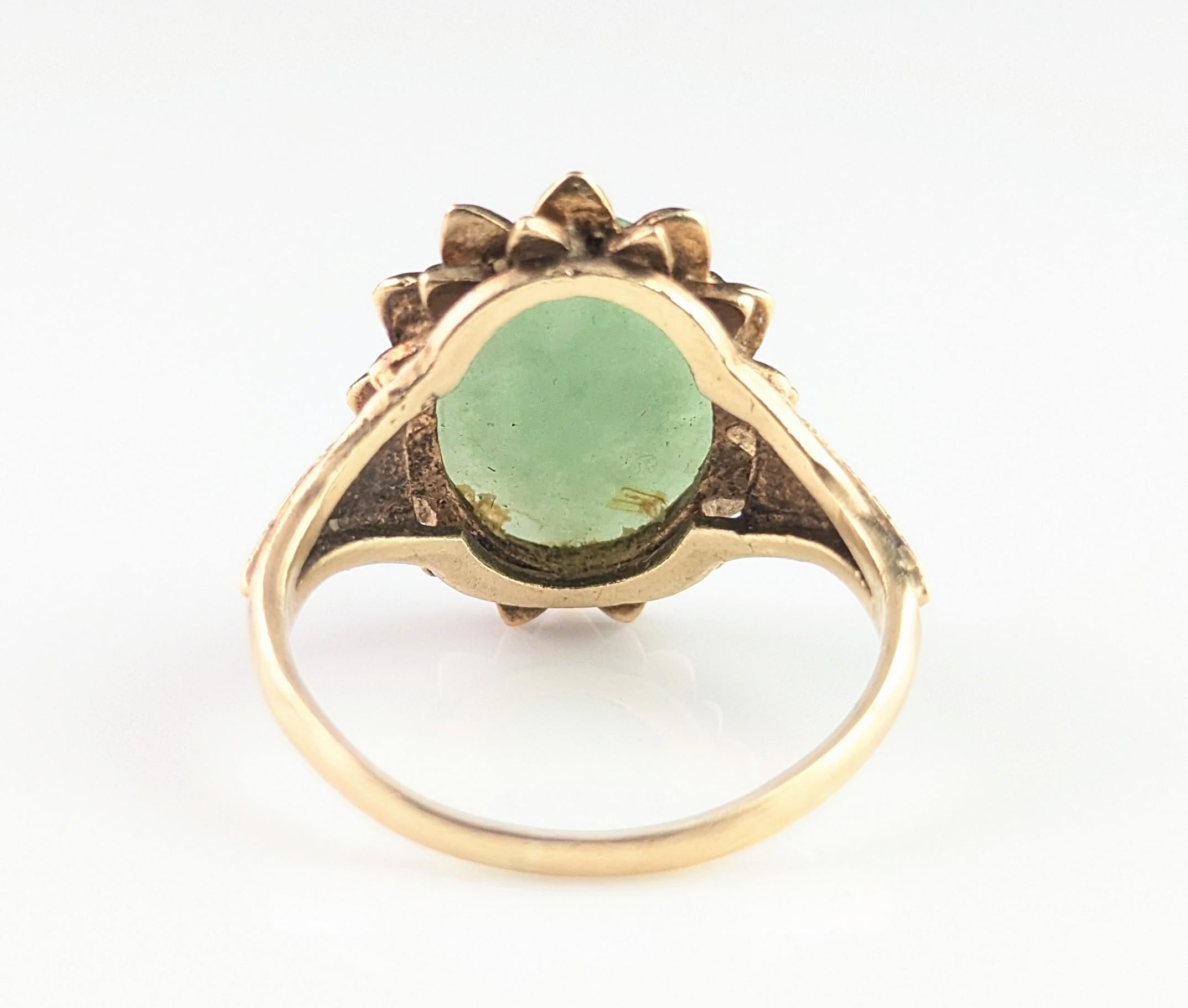 Vintage 9k gold Jade cabochon ring, 1970s For Sale 9