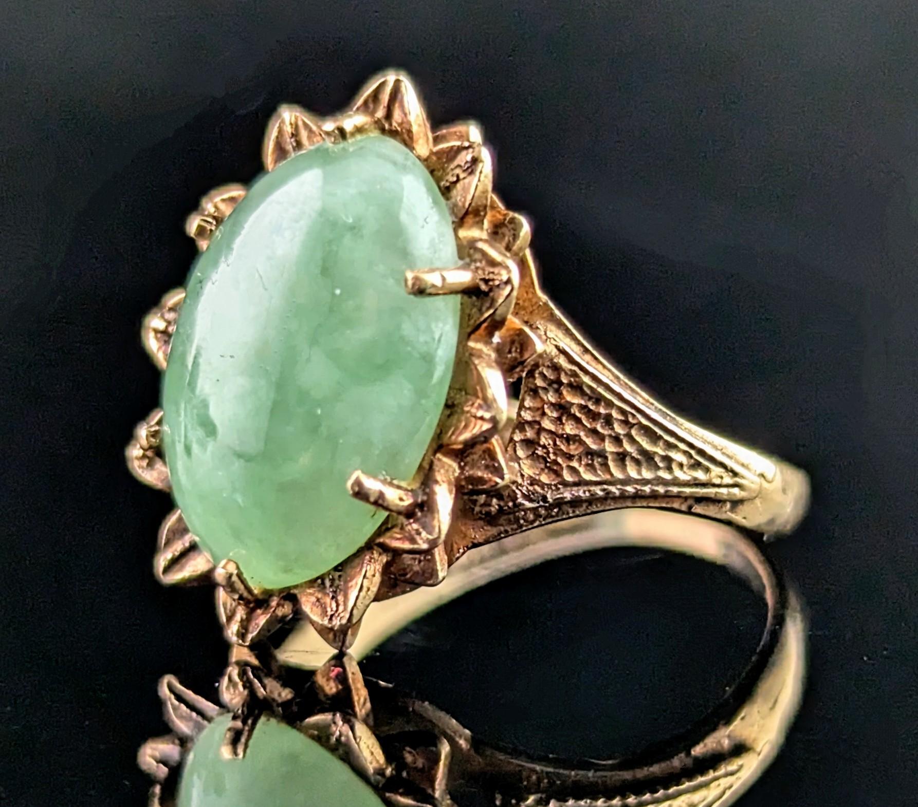 Vintage 9k gold Jade cabochon ring, 1970s For Sale 2