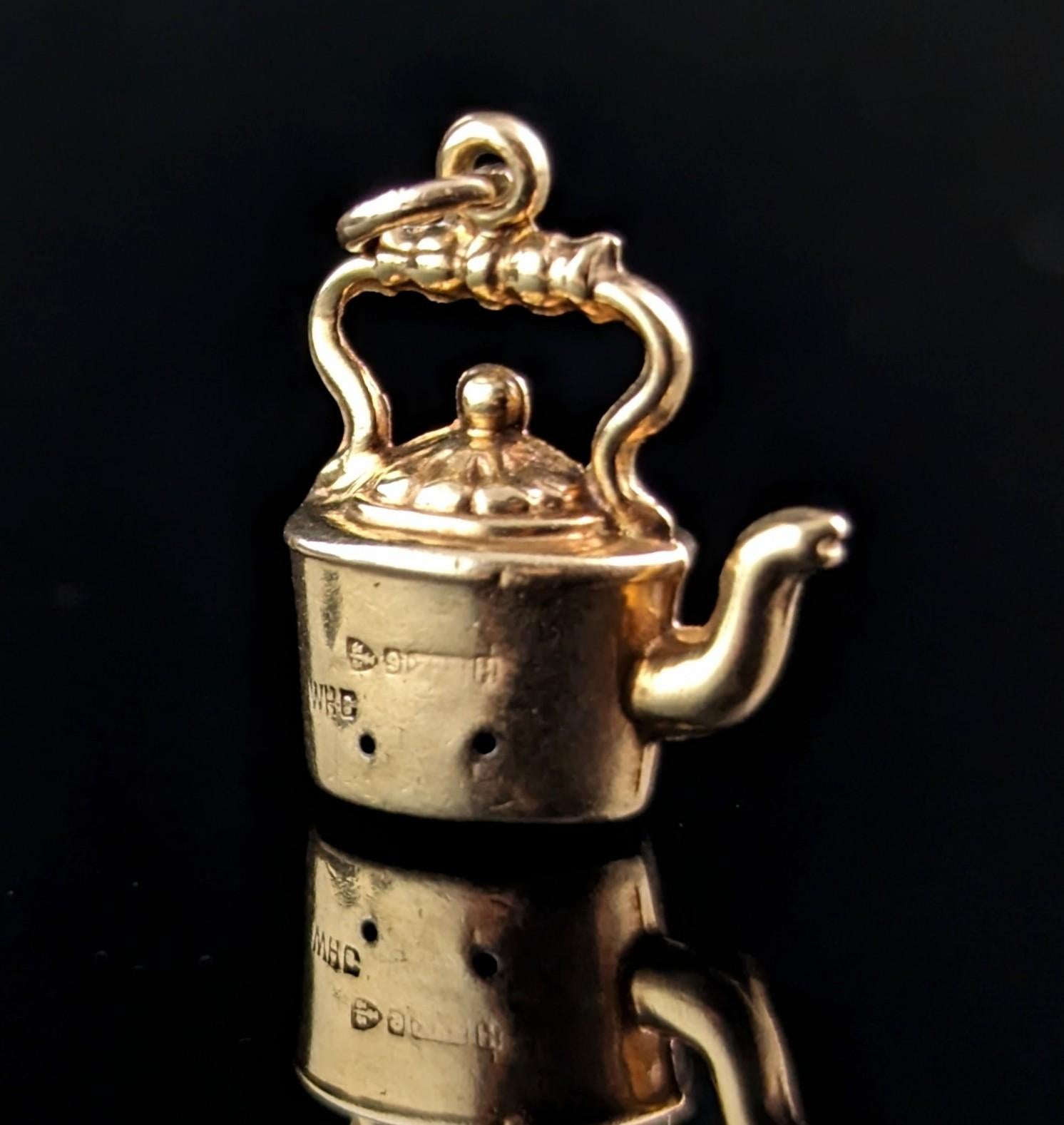 Retro Vintage 9k gold kettle Charm, old Victorian style kettle